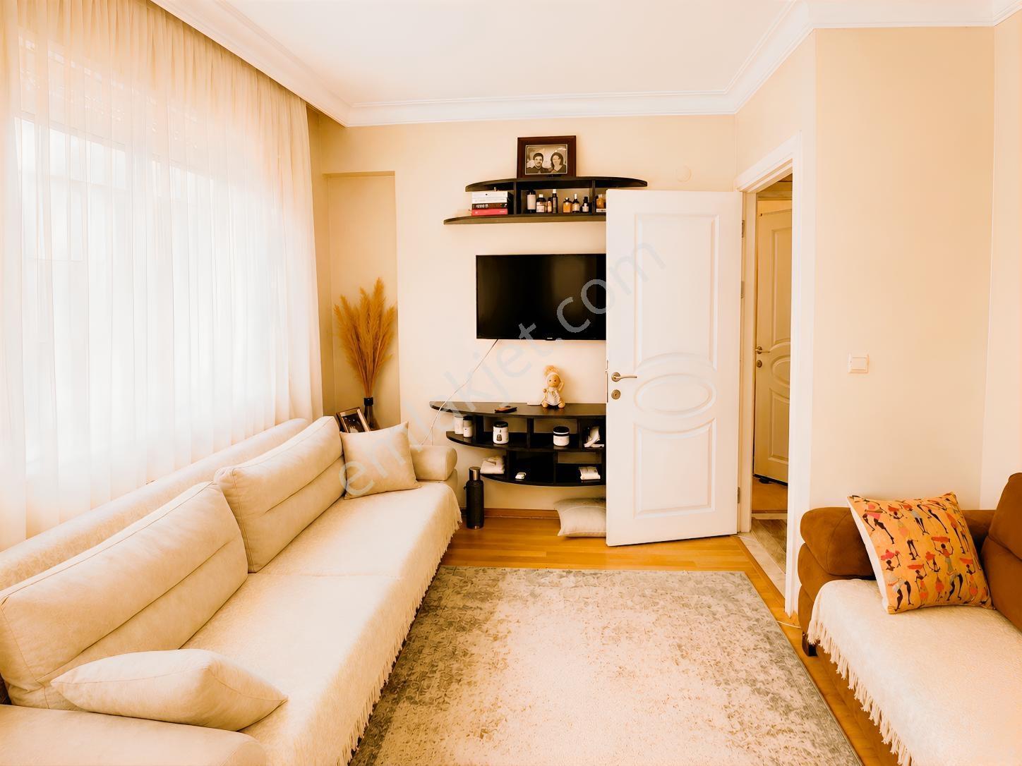 Bozyaka'da Merkezi Konumda 2+1 Satılık Daire — fotoğraf 5