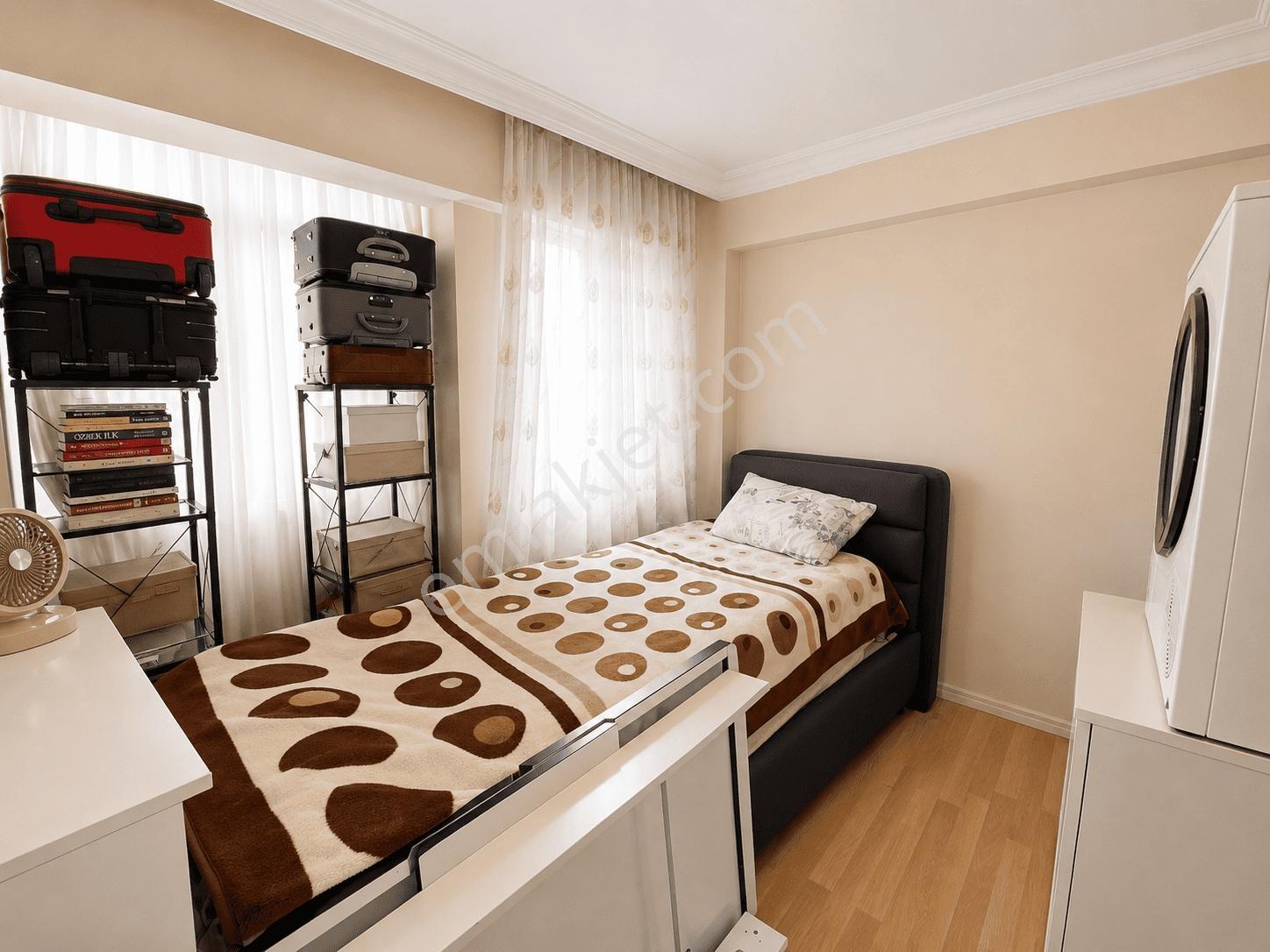 Bozyaka'da Merkezi Konumda 2+1 Satılık Daire — fotoğraf 17