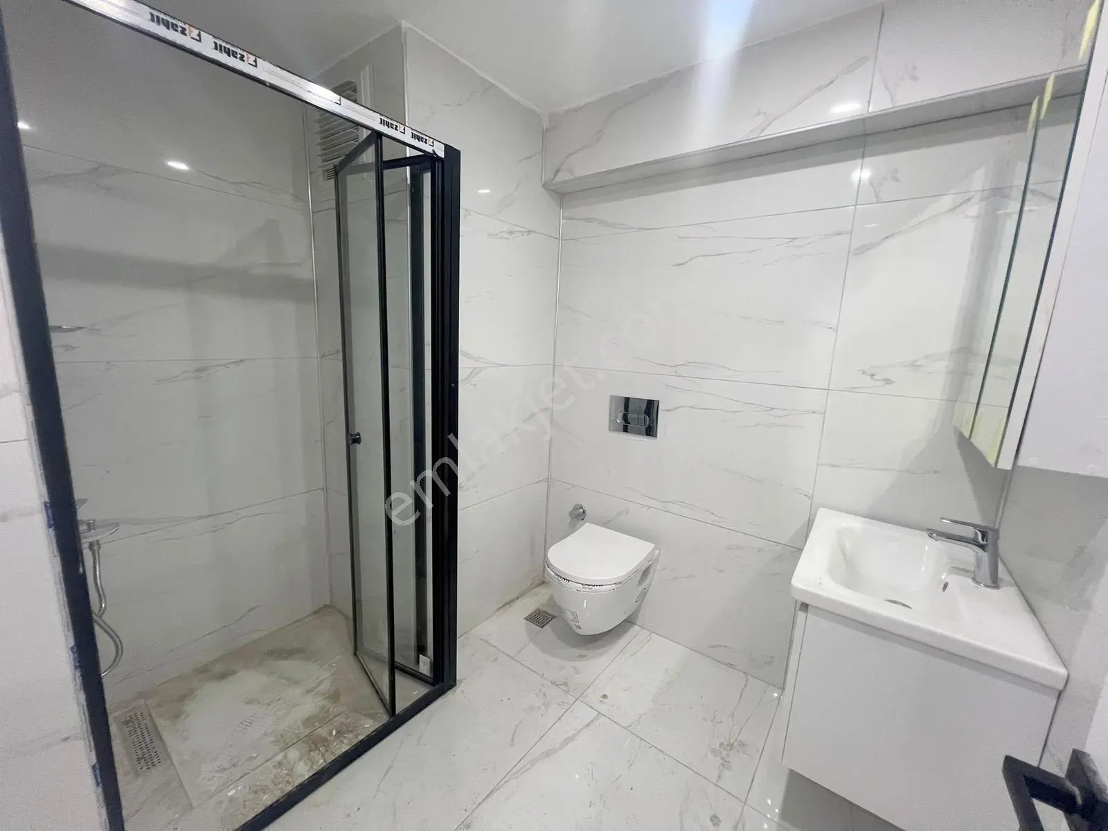 İsa Gayrimenkulden Sıfır 2+1 Yatırıma Uygun Satılık Daire — fotoğraf 19