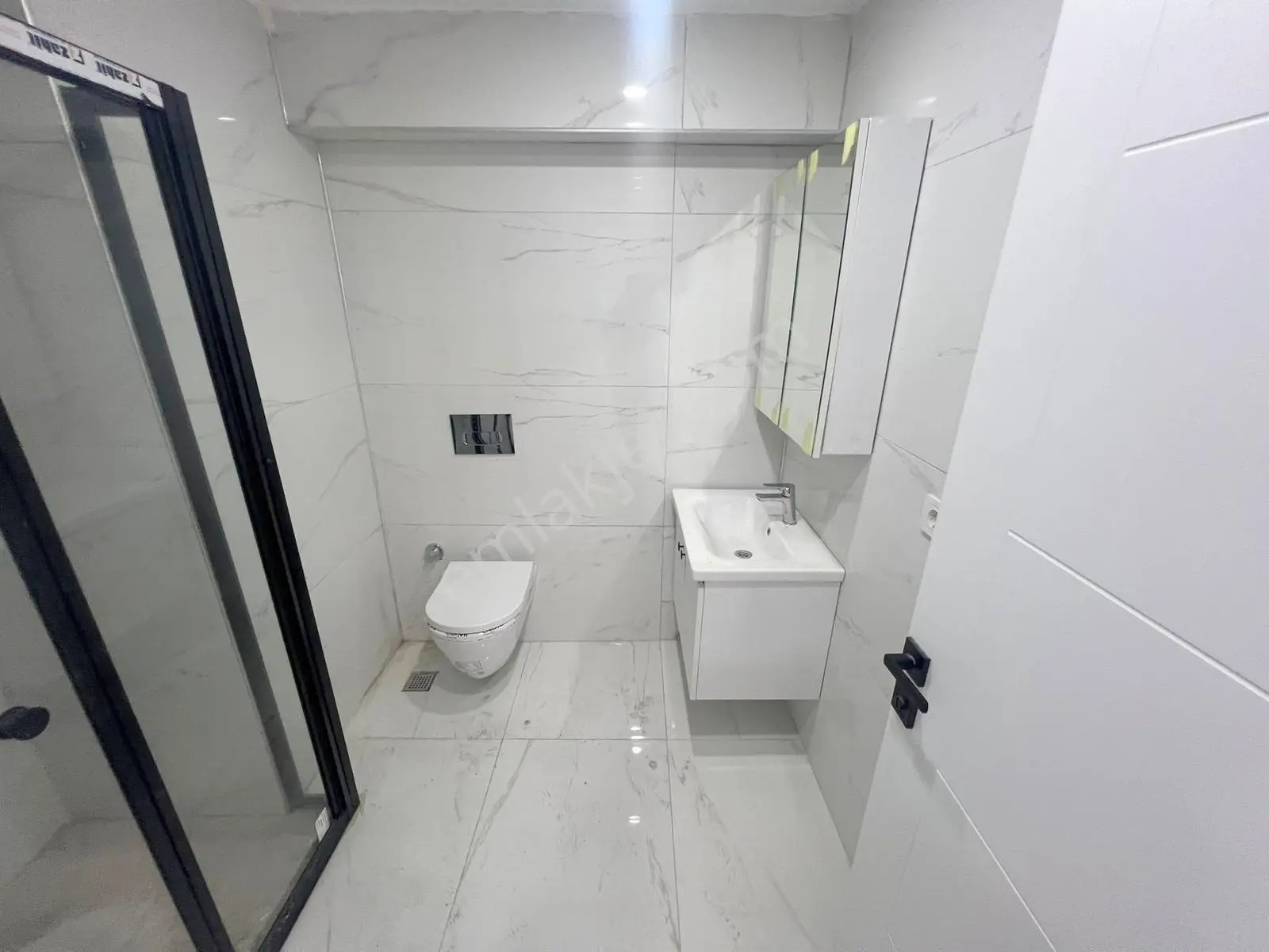 İsa Gayrimenkulden Sıfır 2+1 Yatırıma Uygun Satılık Daire — fotoğraf 20