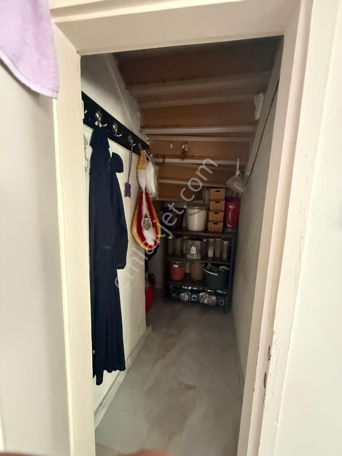 3 Katlı Müstakil Ev -katlar 85 M2 , Toplam 255 M2 + 100 M2 Bahçe — fotoğraf 10