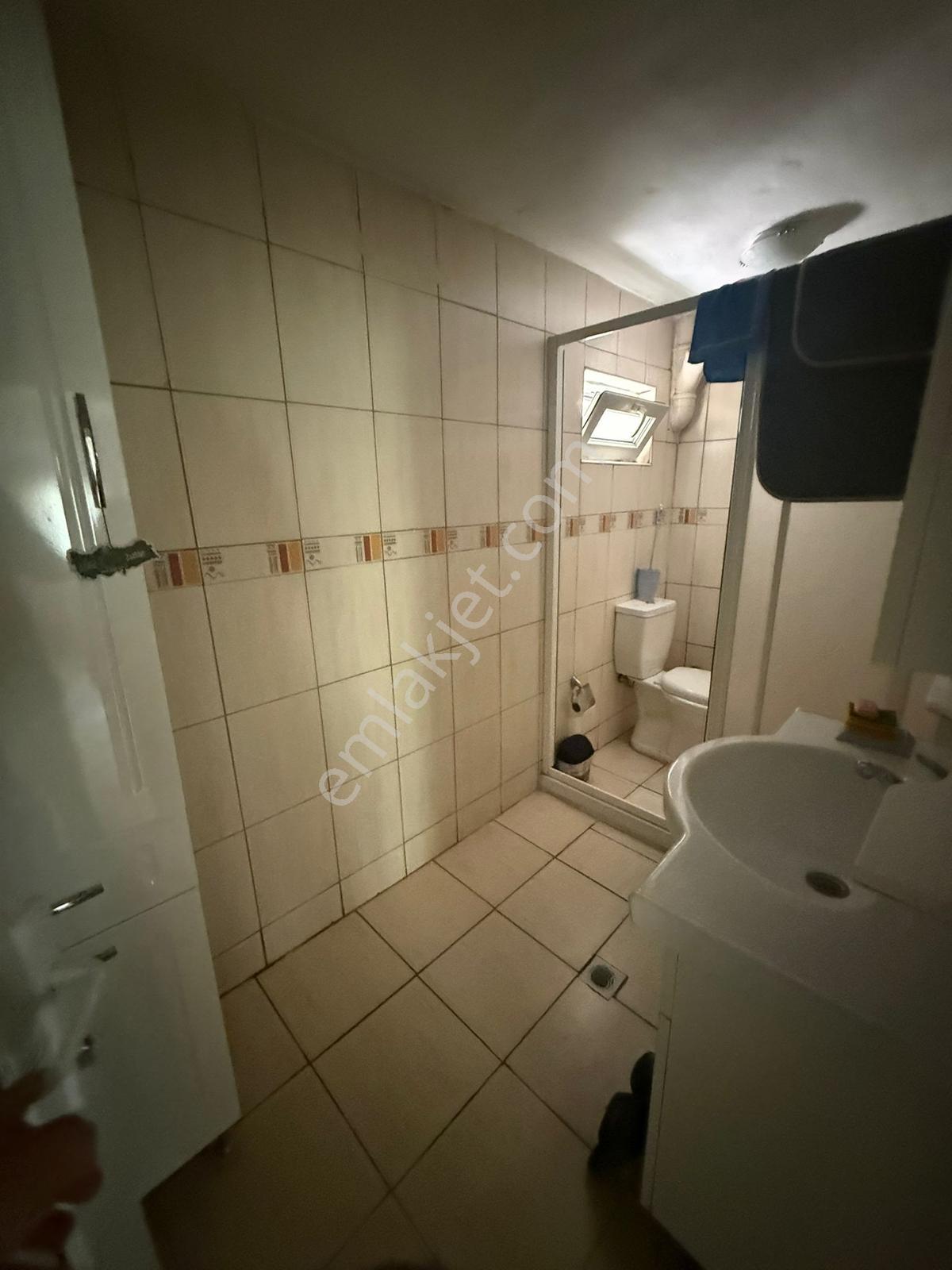 3 Katlı Müstakil Ev -katlar 85 M2 , Toplam 255 M2 + 100 M2 Bahçe — fotoğraf 16