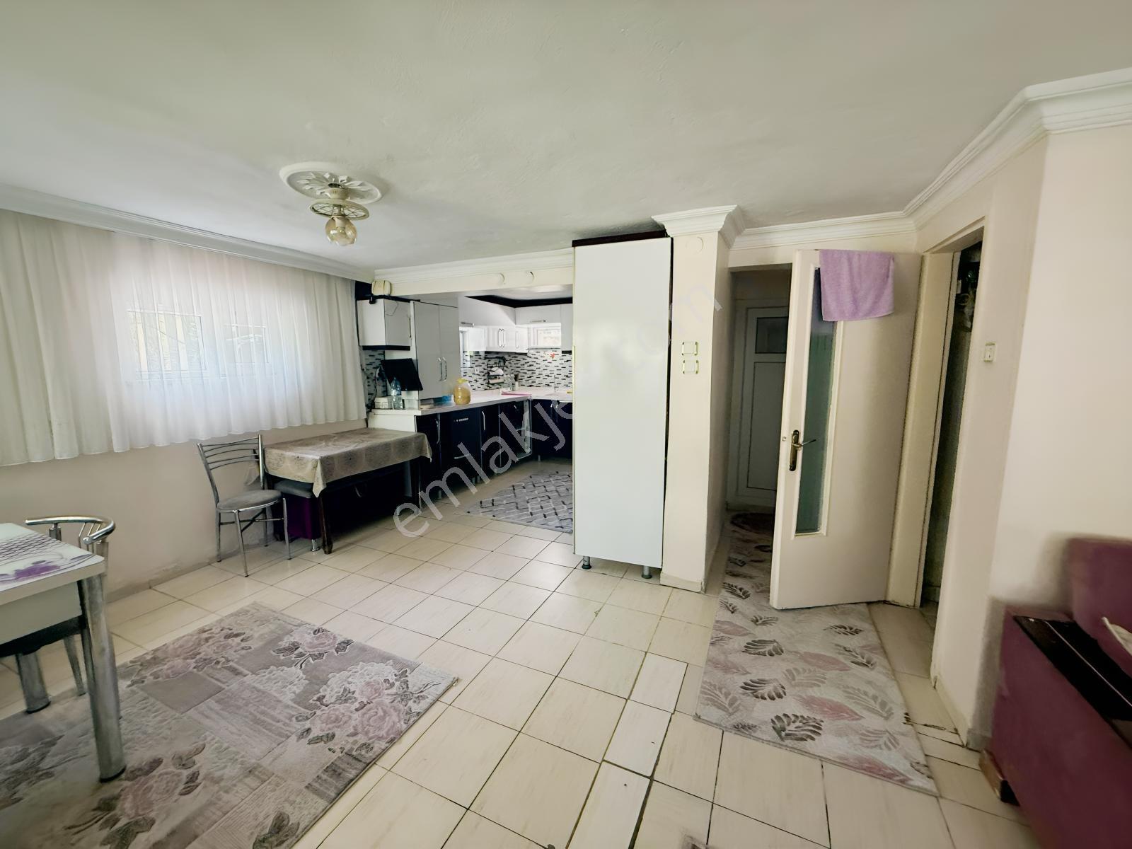 3 Katlı Müstakil Ev -katlar 85 M2 , Toplam 255 M2 + 100 M2 Bahçe — fotoğraf 26