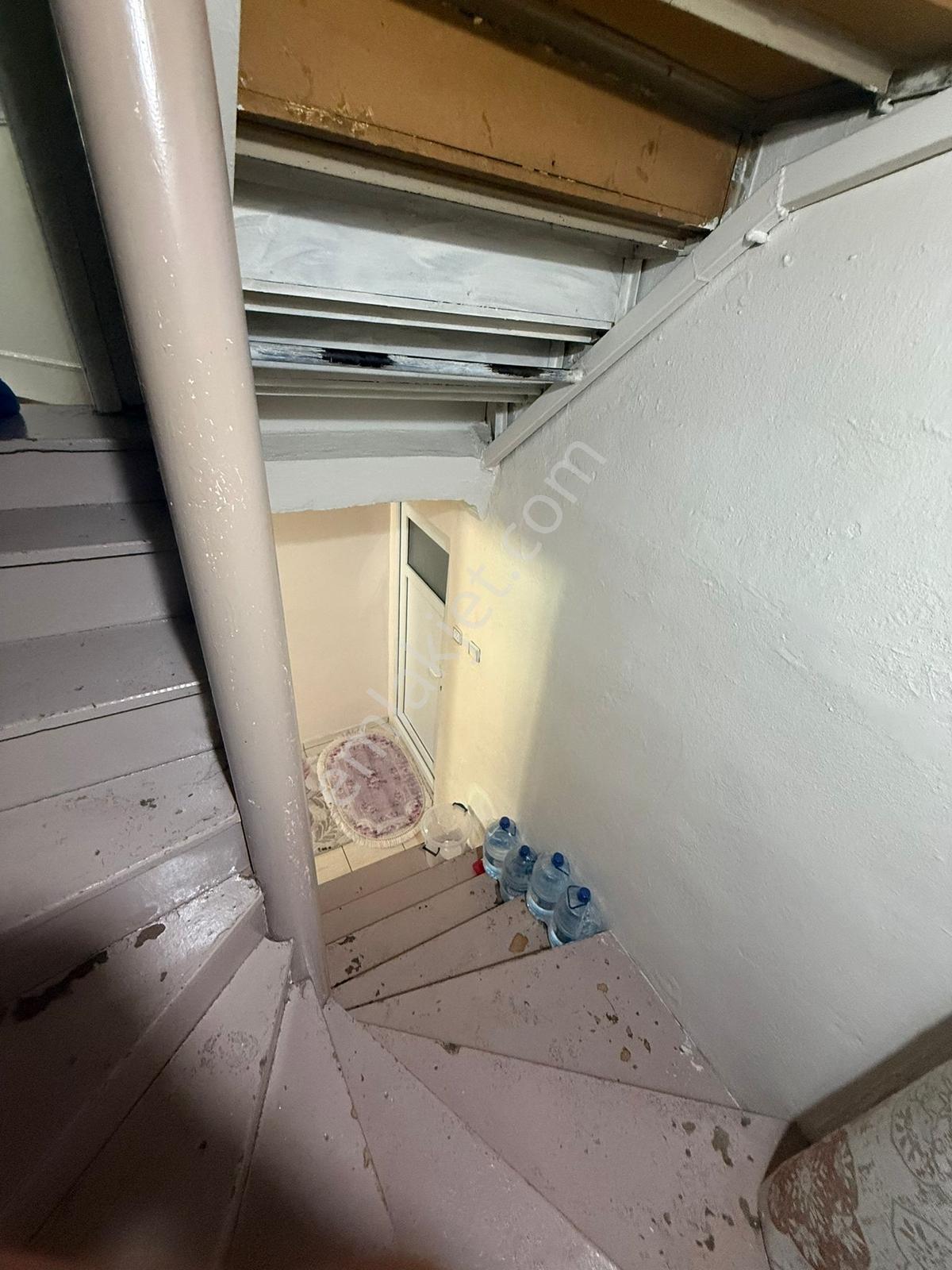 3 Katlı Müstakil Ev -katlar 85 M2 , Toplam 255 M2 + 100 M2 Bahçe — fotoğraf 27