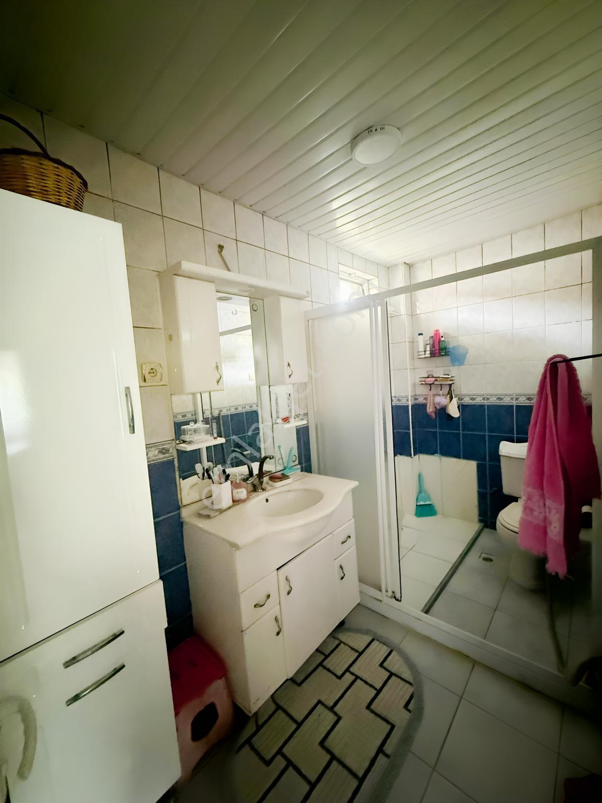 3 Katlı Müstakil Ev -katlar 85 M2 , Toplam 255 M2 + 100 M2 Bahçe — fotoğraf 30
