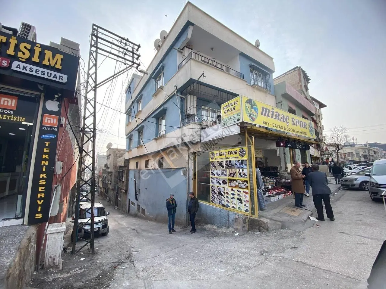 Tesfen Gayrimenkulden 29 Ekimde Ana Cadde Üzeri Satılık Bina — fotoğraf 8