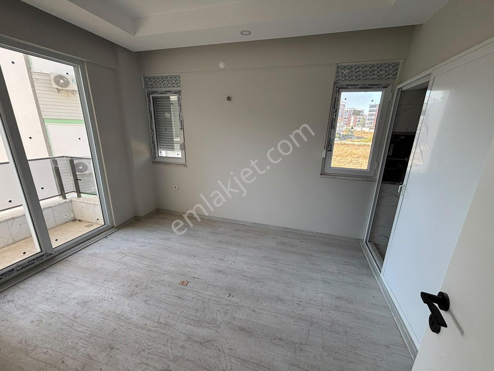 Usta Gayrimenkul'den Satılık 2+1 Ebevyn Banyolu Sıfır Daire — fotoğraf 11