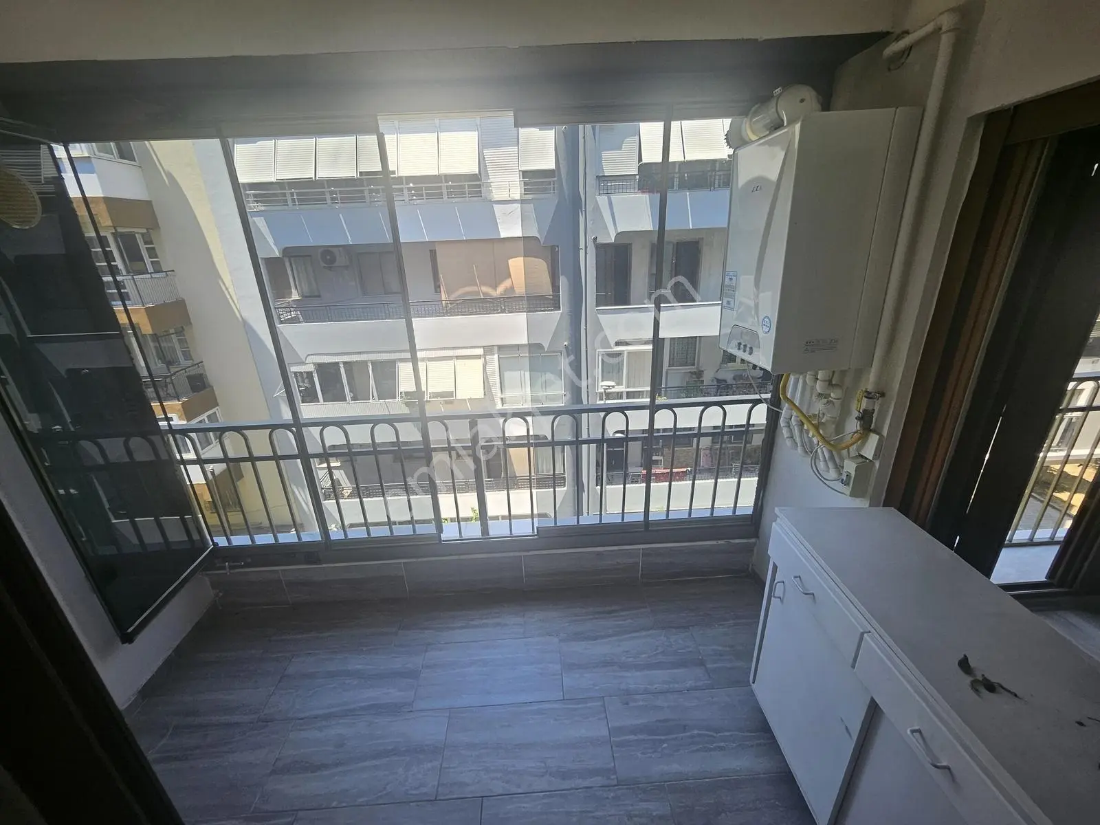 Karşıyaka Yalı Mahallesi 3+1den 2+1e Çevrilmiş Satılık Daire — fotoğraf 20