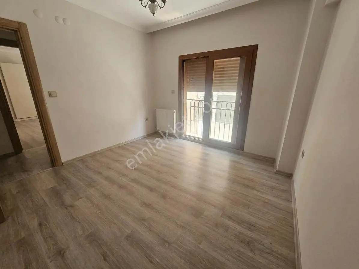 Karşıyaka Yalı Mahallesi 3+1den 2+1e Çevrilmiş Satılık Daire — fotoğraf 29