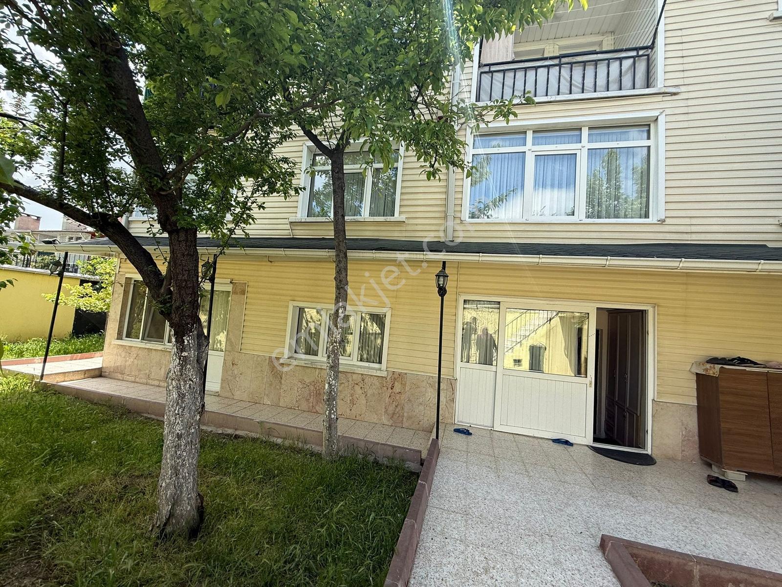 3 Katlı Müstakil Ev - Katlar 85 M2 ,toplam 255 M2 + 100 M2 Bahçe — fotoğraf 5