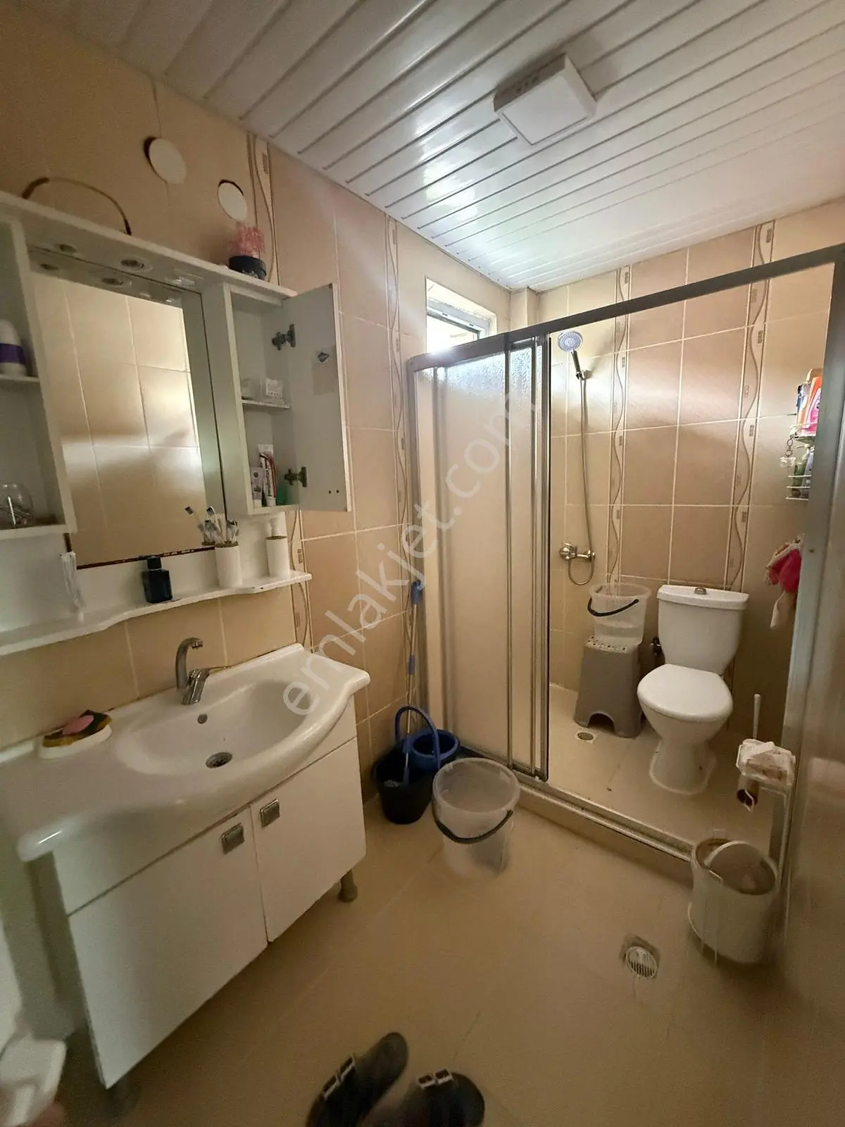 3 Katlı Müstakil Ev - Katlar 85 M2 ,toplam 255 M2 + 100 M2 Bahçe — fotoğraf 20