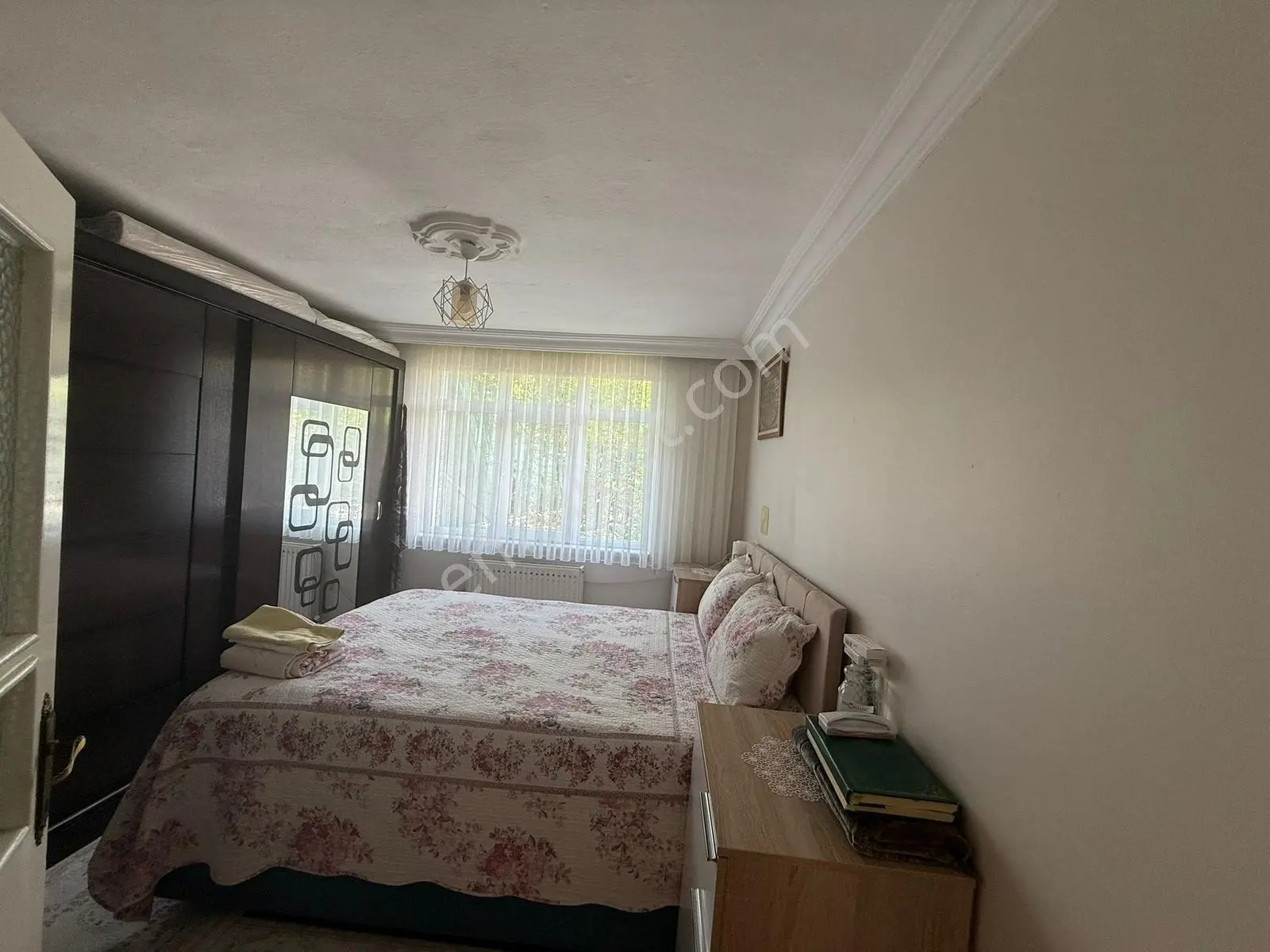 3 Katlı Müstakil Ev - Katlar 85 M2 ,toplam 255 M2 + 100 M2 Bahçe — fotoğraf 27