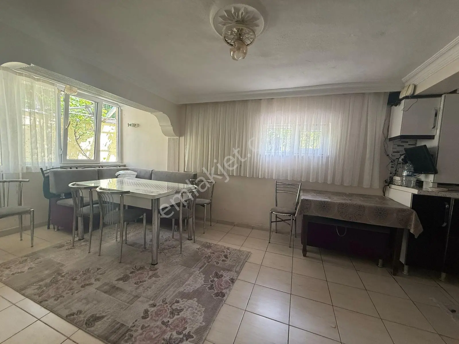 3 Katlı Müstakil Ev - Katlar 85 M2 ,toplam 255 M2 + 100 M2 Bahçe — fotoğraf 32
