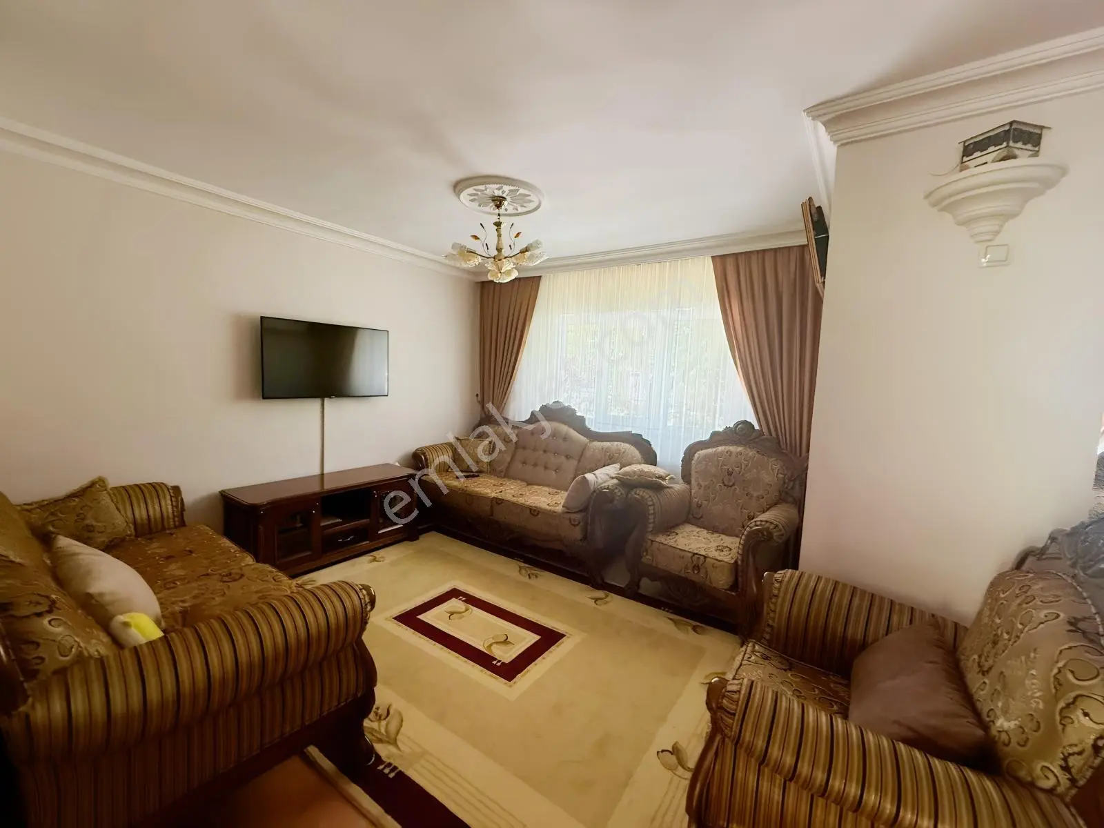 3 Katlı Müstakil Ev - Katlar 85 M2 ,toplam 255 M2 + 100 M2 Bahçe — fotoğraf 33