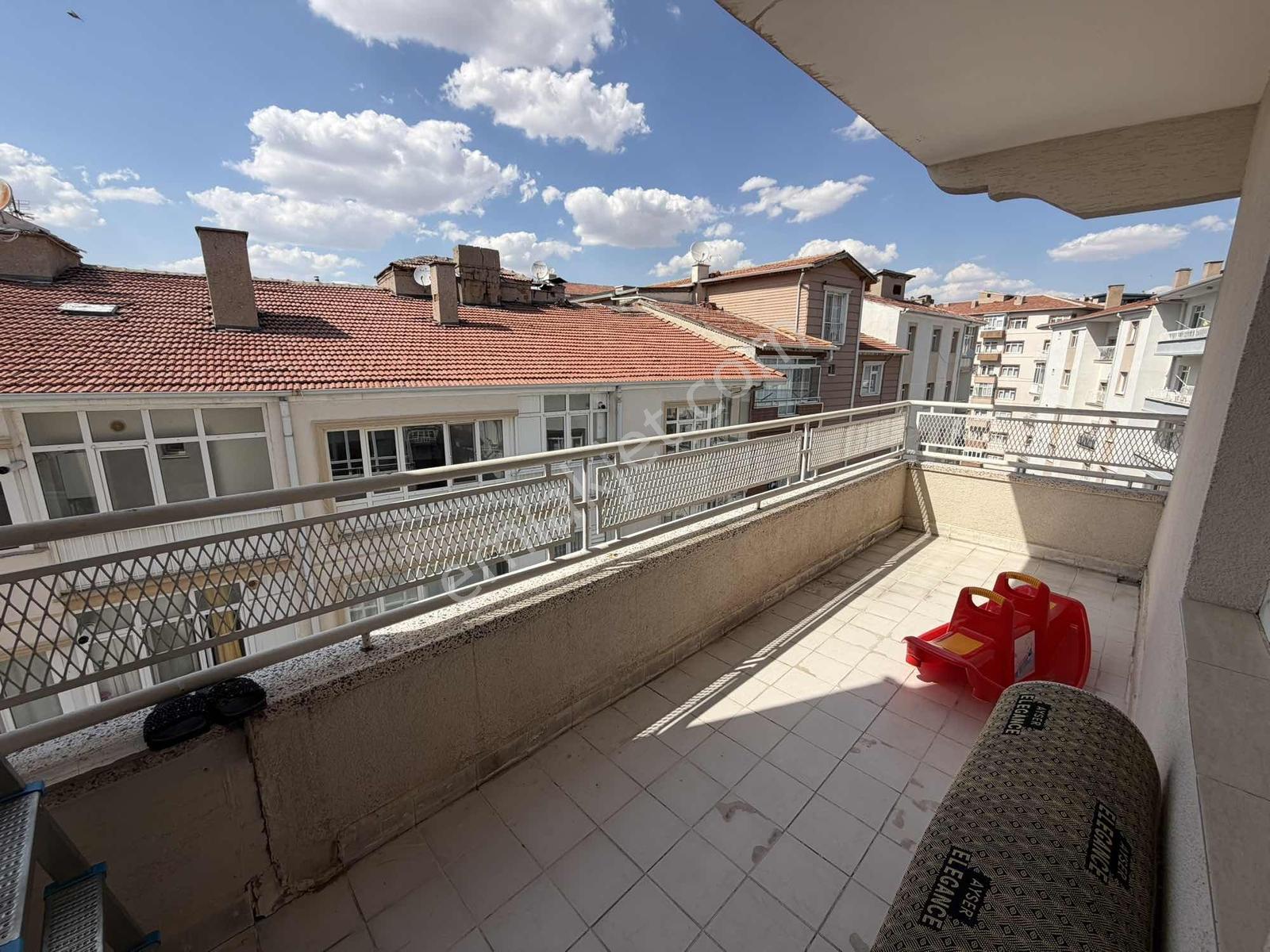 Liva Gayrimenkul'den Lise Cad Satılık 3+1 Yapılı Daire — fotoğraf 17