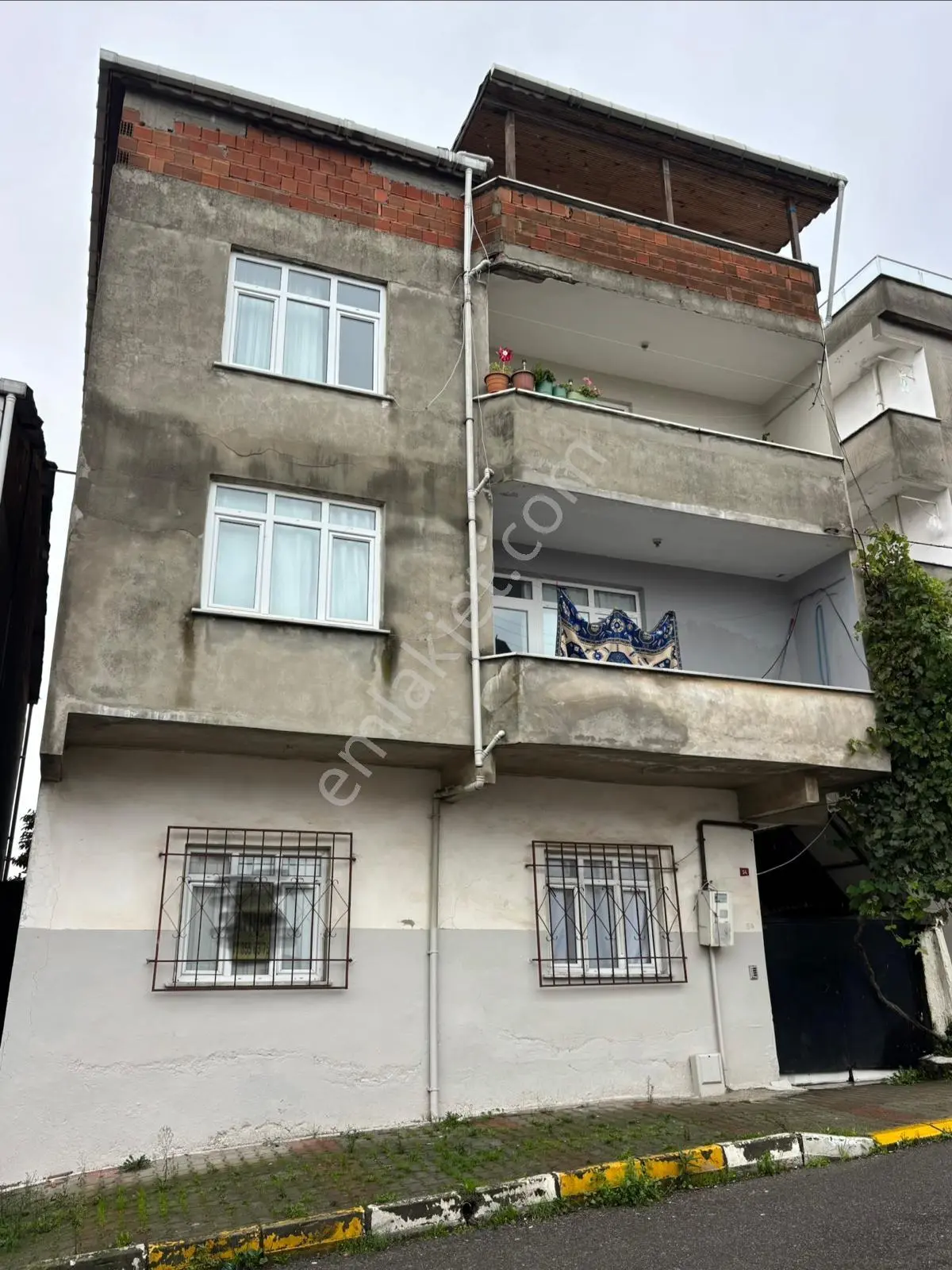 Sultanbeyli Mecidiye Mah Satılık 4 Katlı Bina — fotoğraf 4