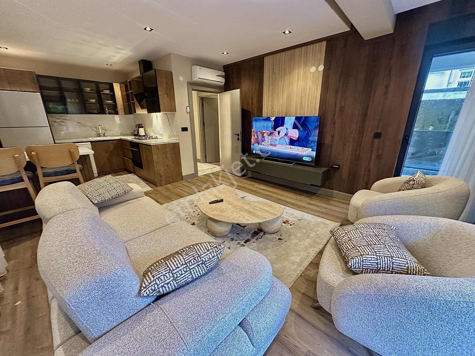 Bahçe Kullanım Alanlı 80m² 1+1 Lüks Daire — fotoğraf 3
