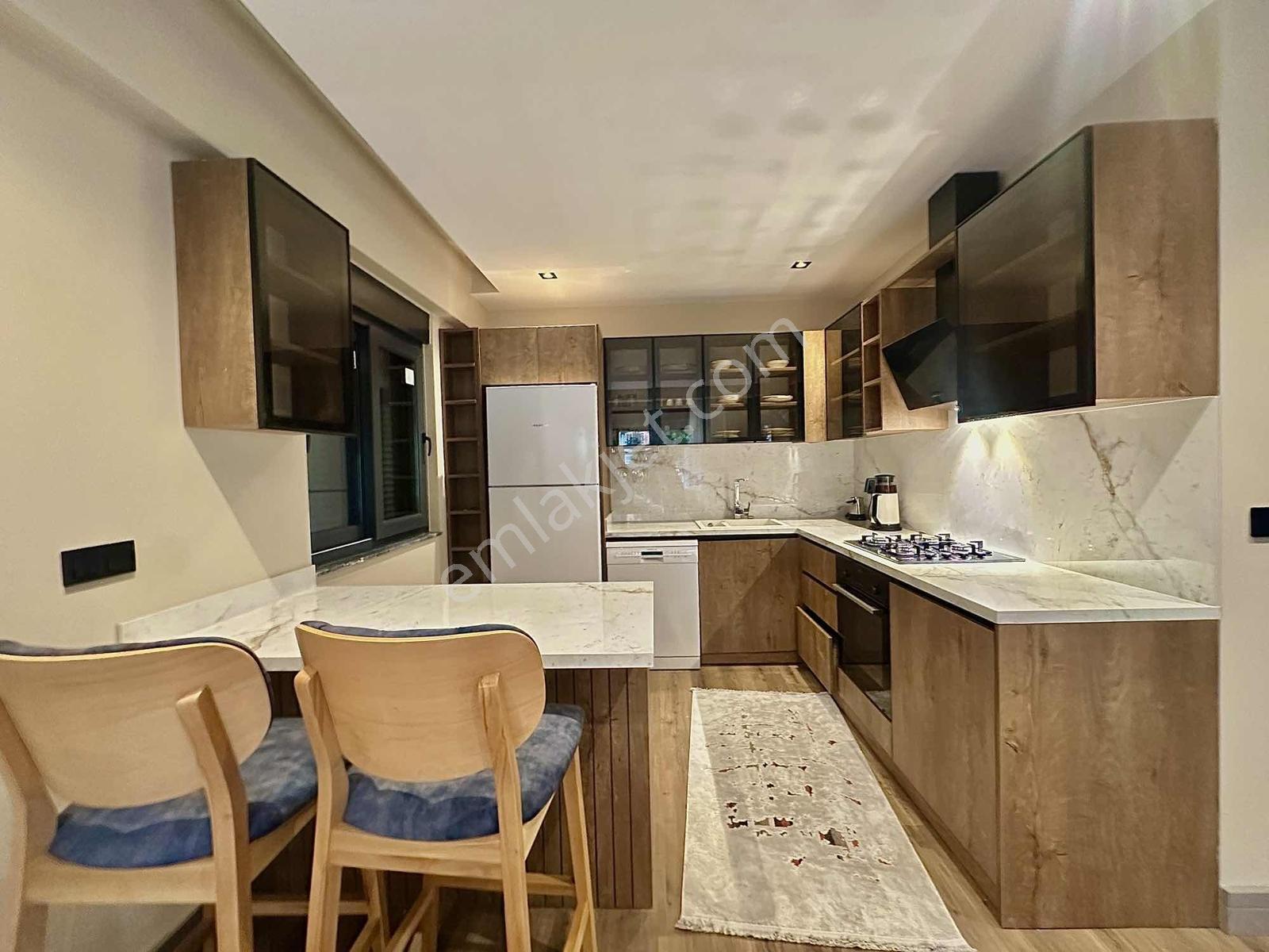 Bahçe Kullanım Alanlı 80m² 1+1 Lüks Daire — fotoğraf 5