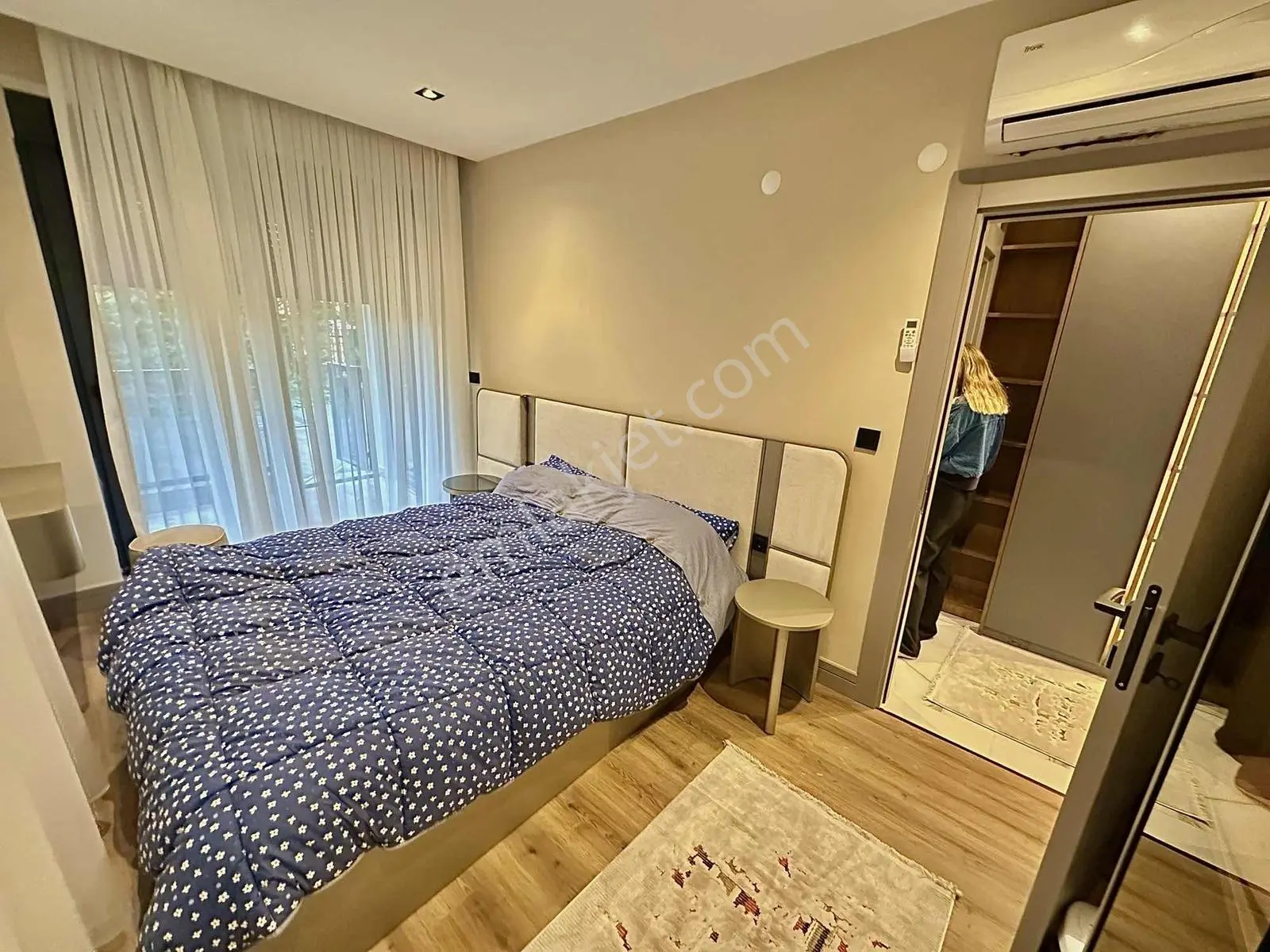 Bahçe Kullanım Alanlı 80m² 1+1 Lüks Daire — fotoğraf 11