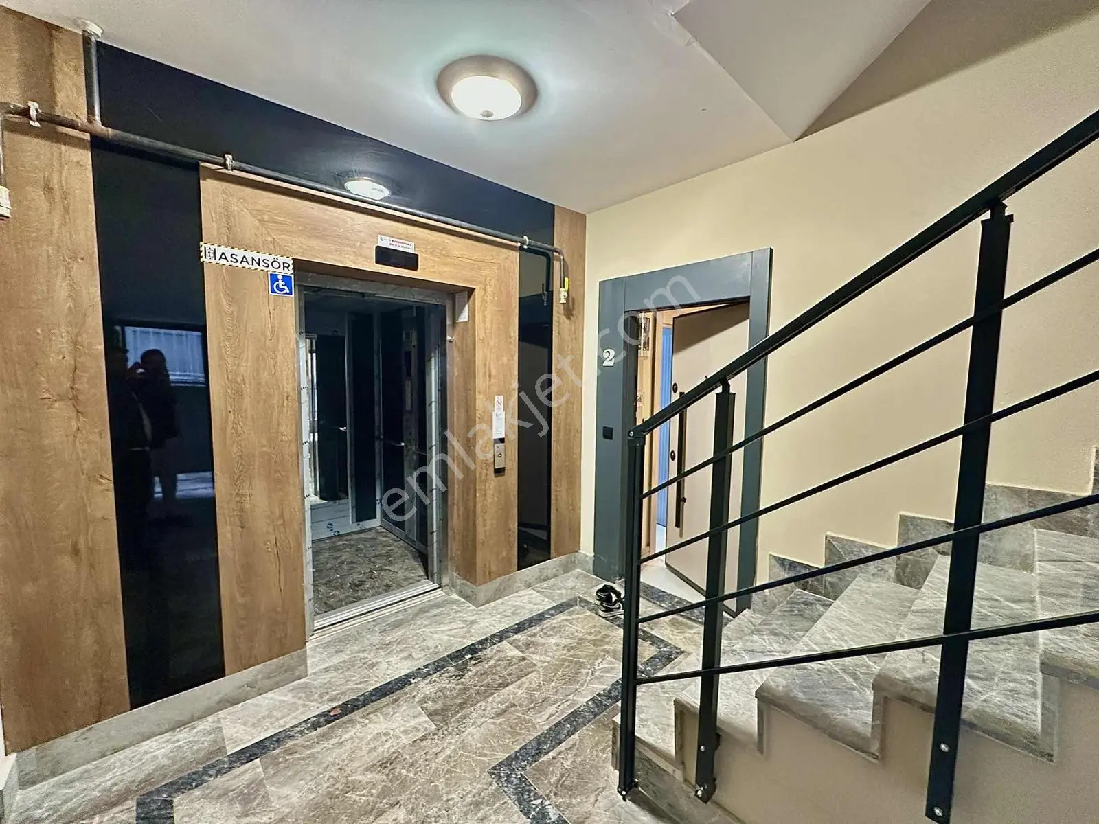 Bahçe Kullanım Alanlı 80m² 1+1 Lüks Daire — fotoğraf 17