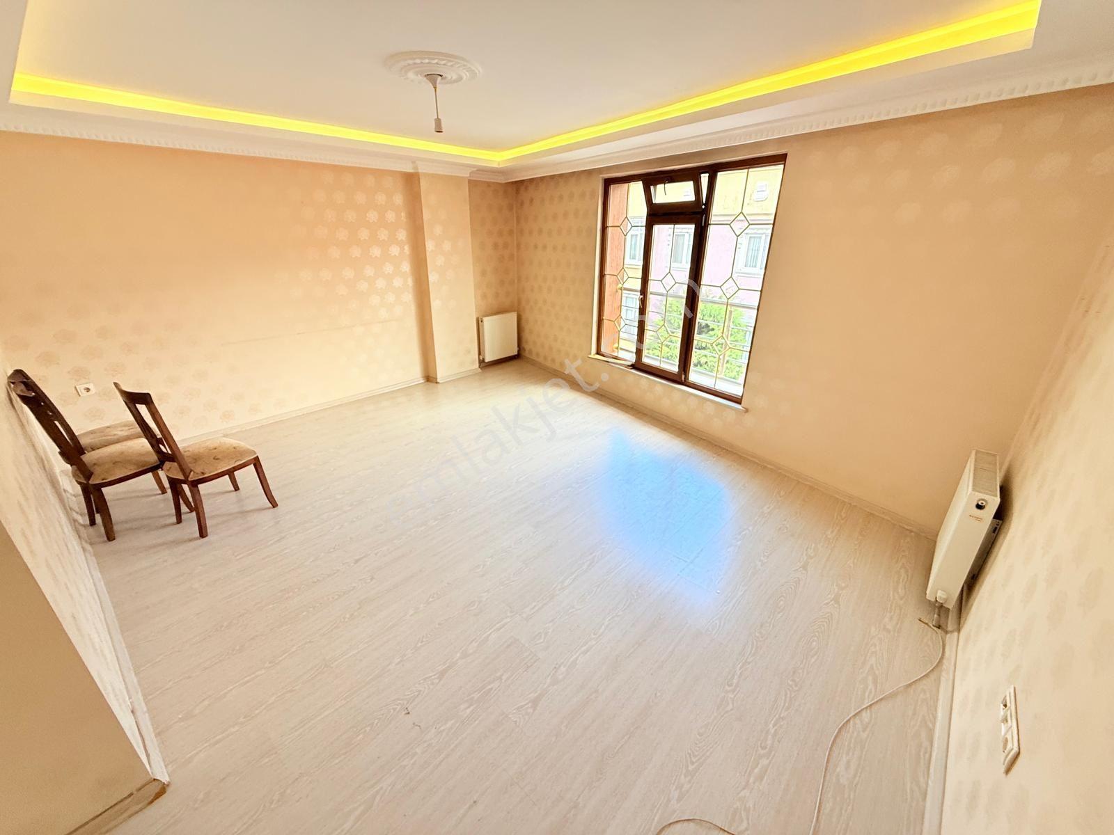 Pusula İnş'tan U.mumcu Mah 3+1 120m2 Köşe Başı Satılık Ara Kat