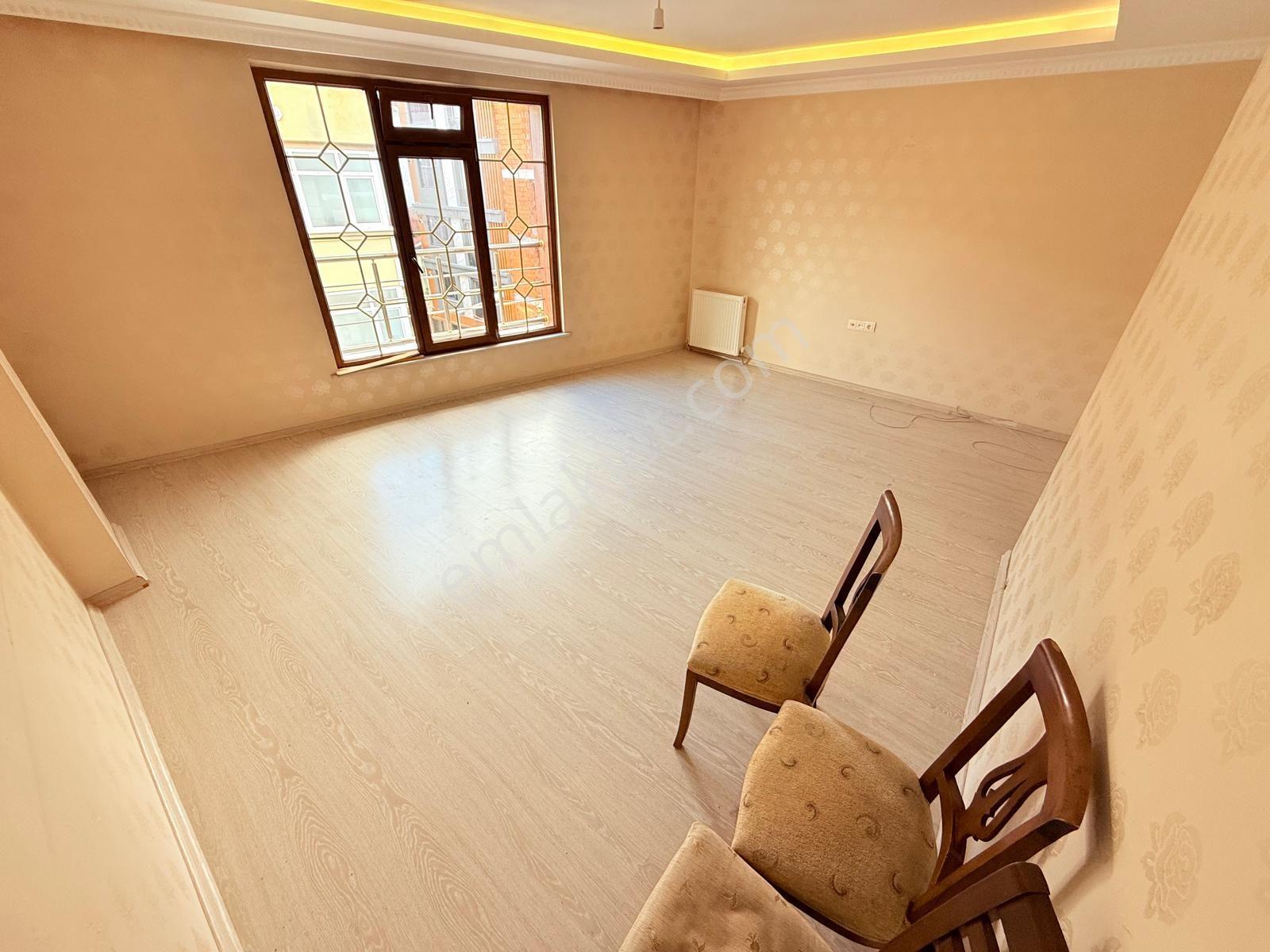Pusula İnş'tan U.mumcu Mah 3+1 120m2 Köşe Başı Satılık Ara Kat — fotoğraf 2