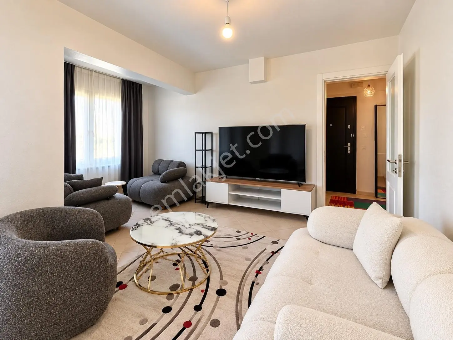Umas Solutıon'dan Cadde Üstünde Deniz Manzaralı 2+1 Daire — fotoğraf 3