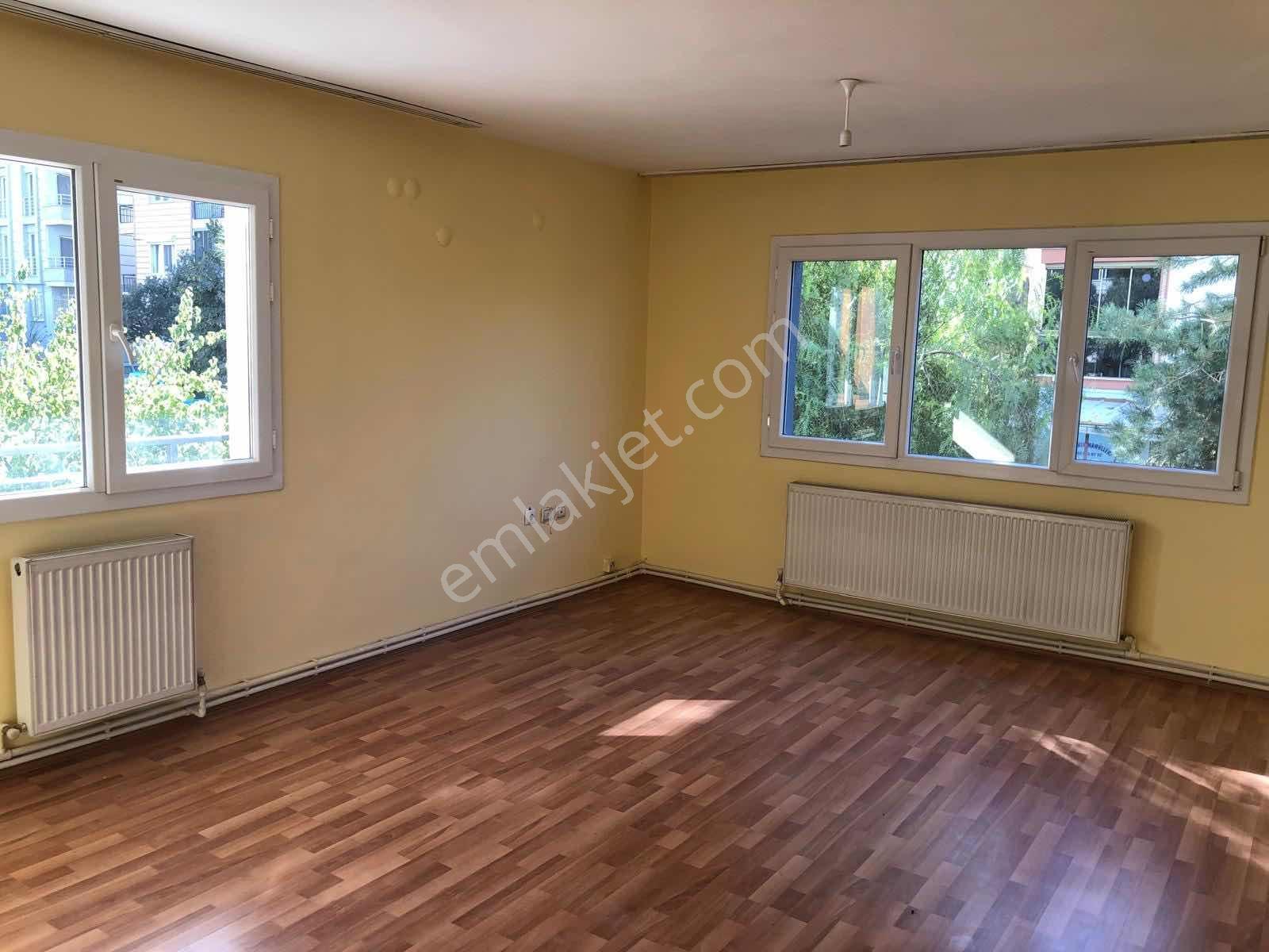 Erzden Kemalpaşa 8.eylül Akkent Sitesinde 135 M² Satılık Daire — fotoğraf 6