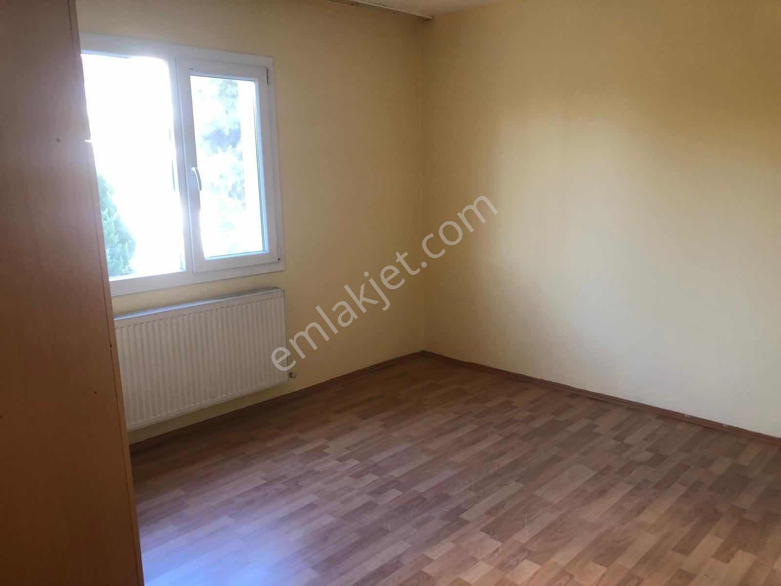 Erzden Kemalpaşa 8.eylül Akkent Sitesinde 135 M² Satılık Daire — fotoğraf 7
