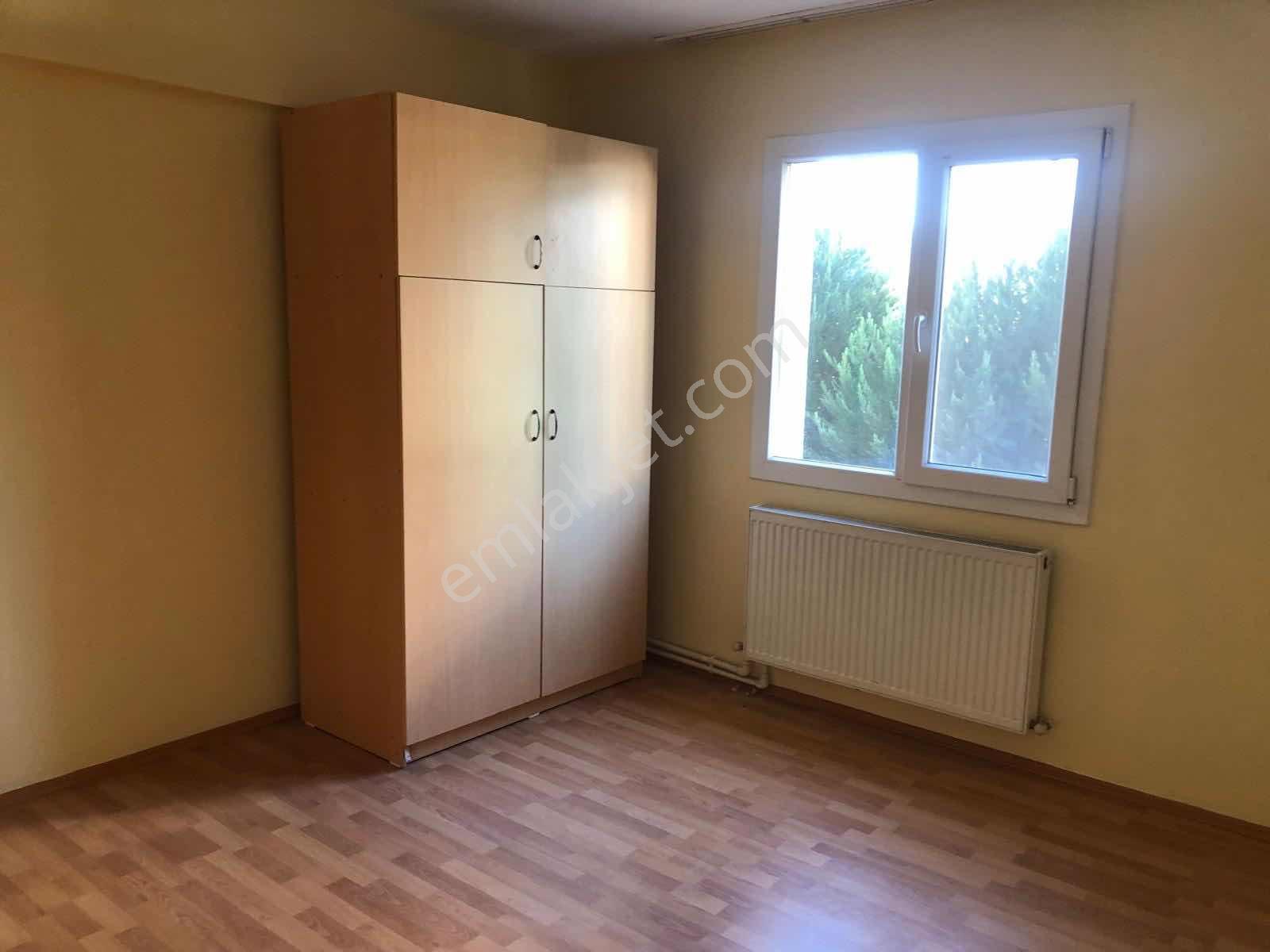 Erzden Kemalpaşa 8.eylül Akkent Sitesinde 135 M² Satılık Daire — fotoğraf 9