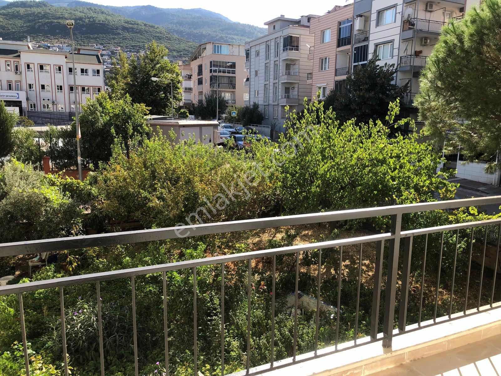 Erzden Kemalpaşa 8.eylül Akkent Sitesinde 135 M² Satılık Daire — fotoğraf 17