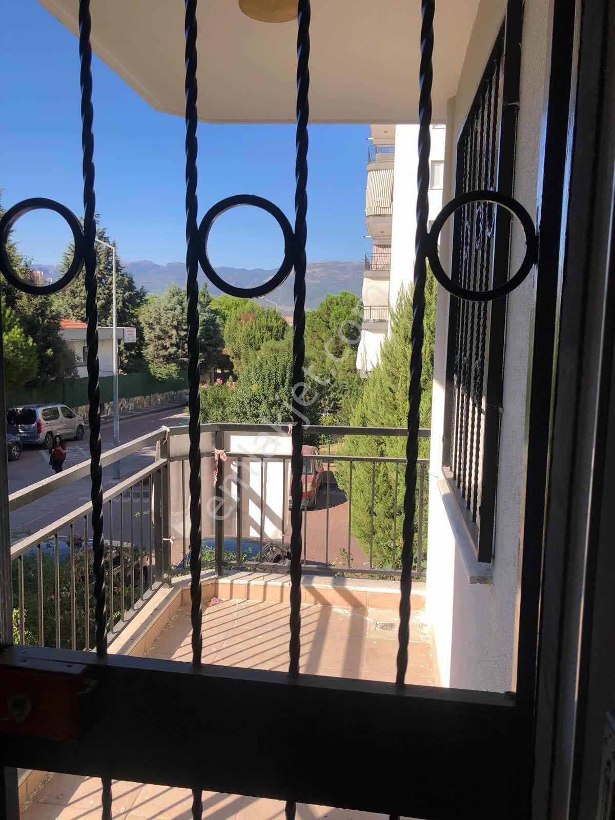 Erzden Kemalpaşa 8.eylül Akkent Sitesinde 135 M² Satılık Daire — fotoğraf 19