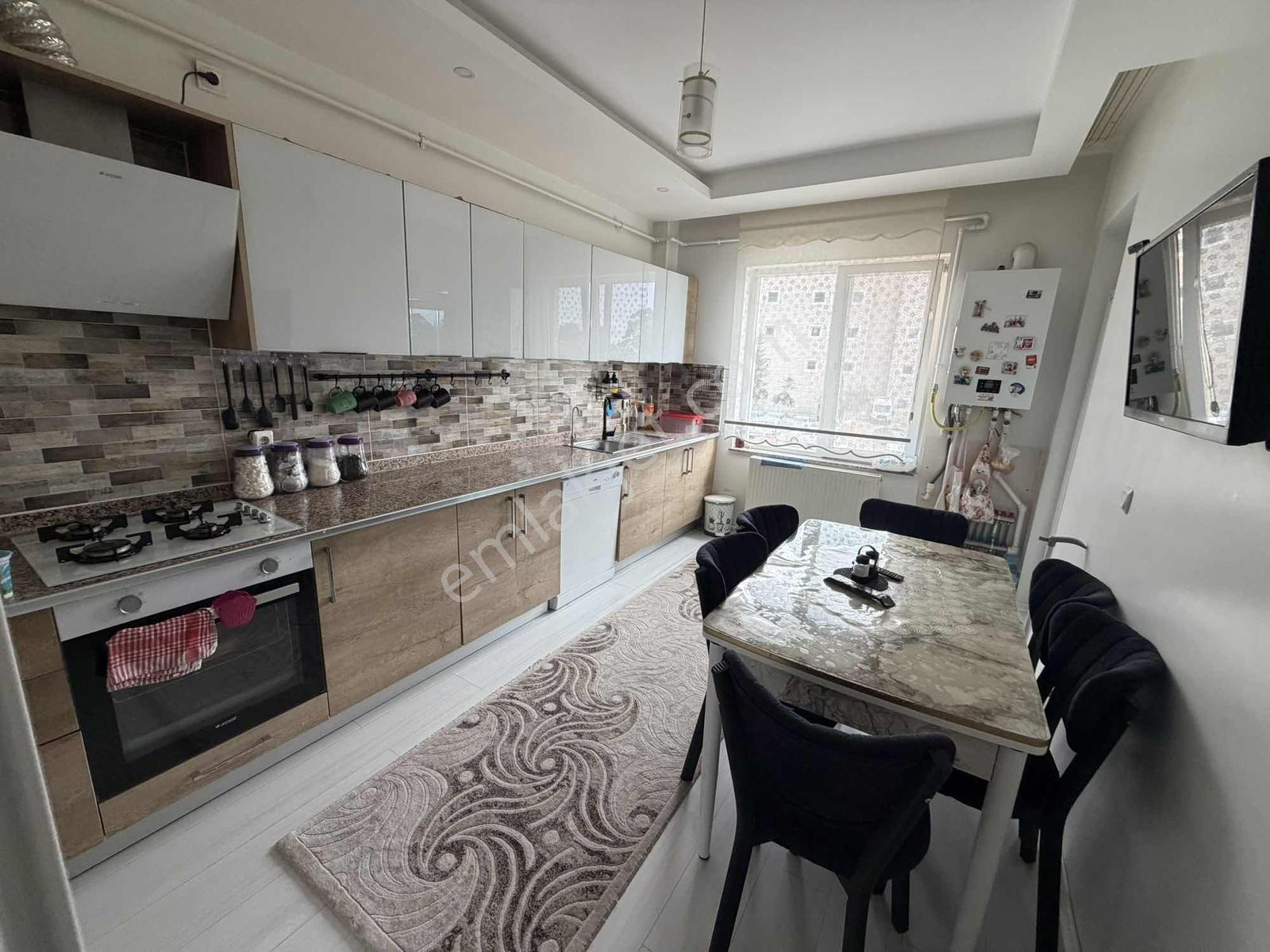 Liva Gayrimenkul'den Acil Karşısı 3+1 Satılık Daire — fotoğraf 12