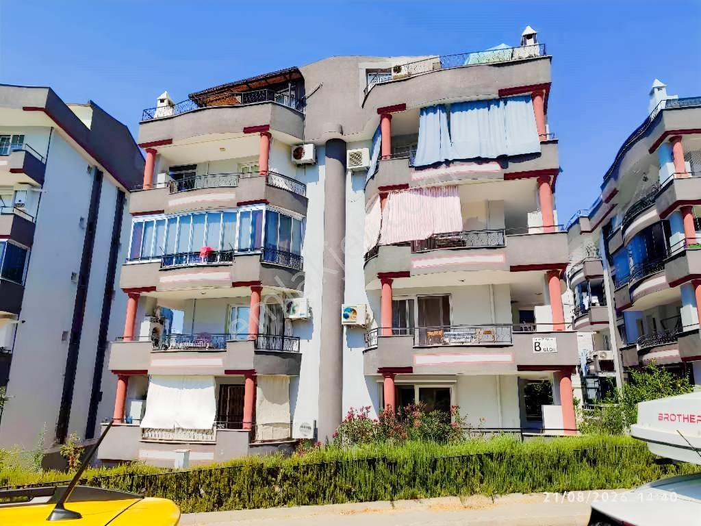 Kuşadası Ege Mahallesi Yıldız Sitesinde Bahçe Katı Daire — fotoğraf 4
