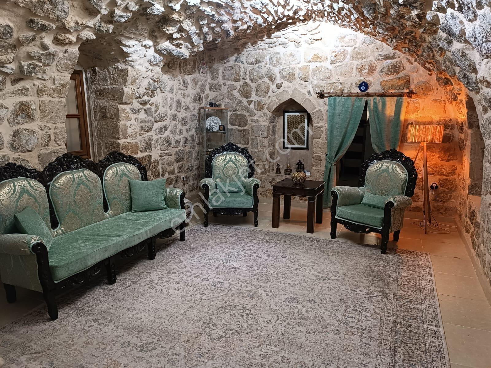 Mardin'de Otele Uygun Satılık Tarihi Taş Konak — fotoğraf 11