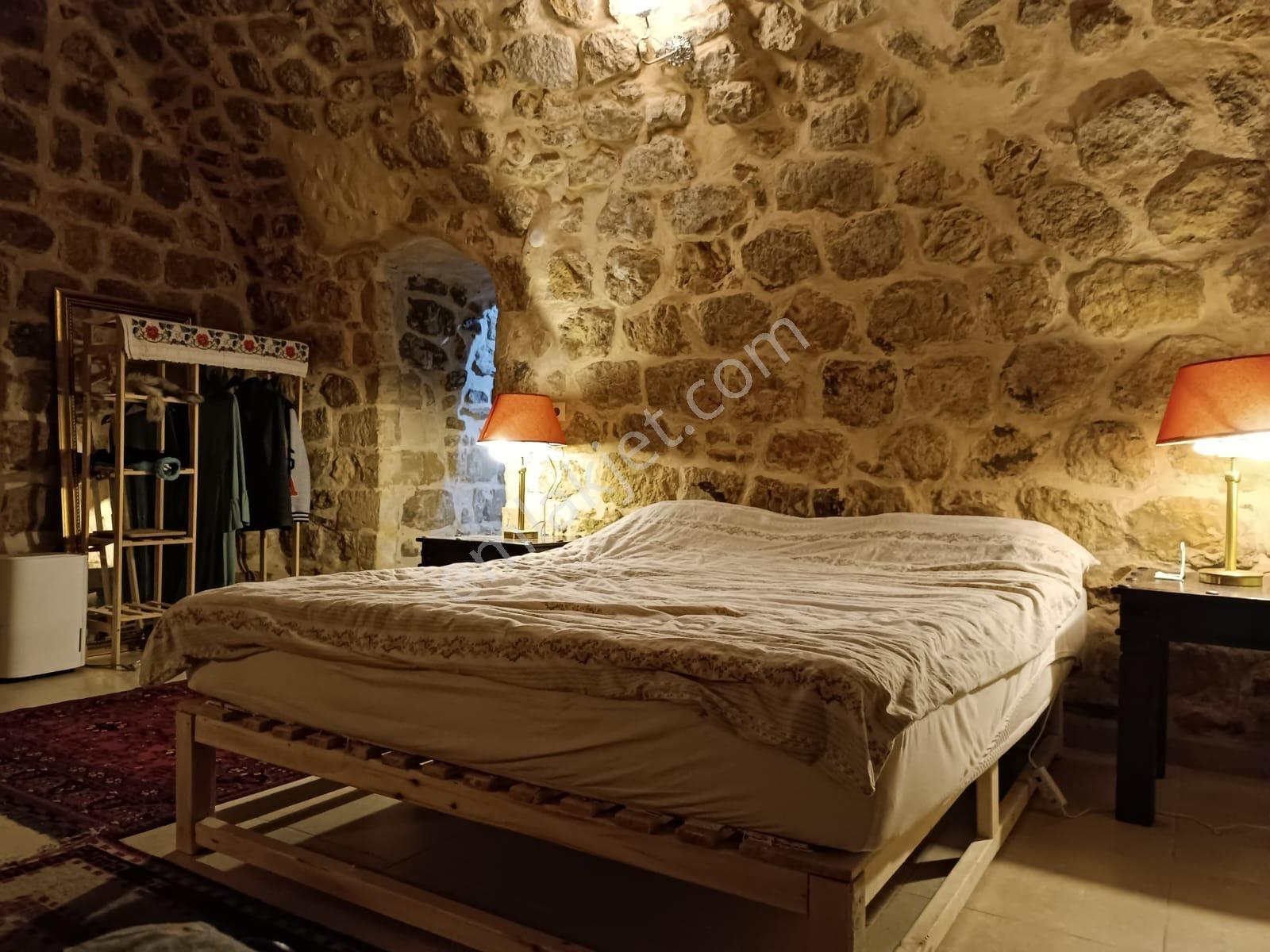 Mardin'de Otele Uygun Satılık Tarihi Taş Konak — fotoğraf 16