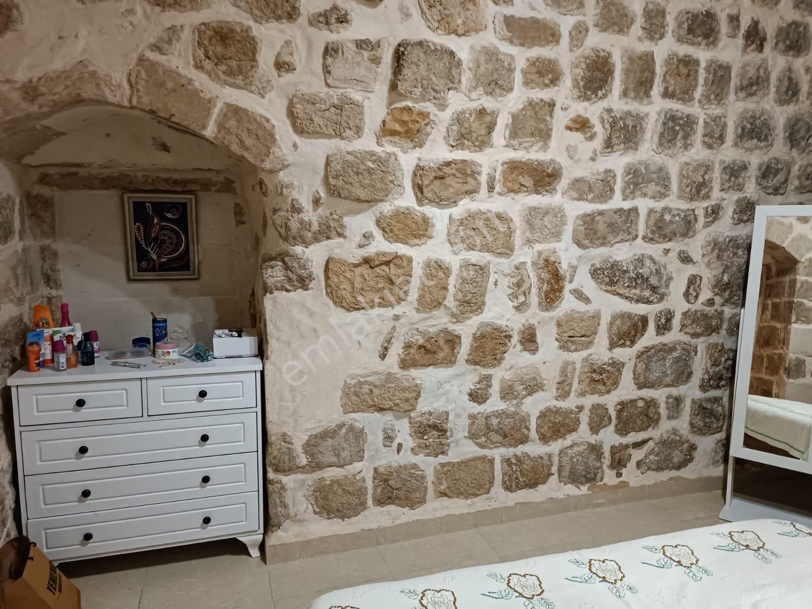 Mardin'de Otele Uygun Satılık Tarihi Taş Konak — fotoğraf 17