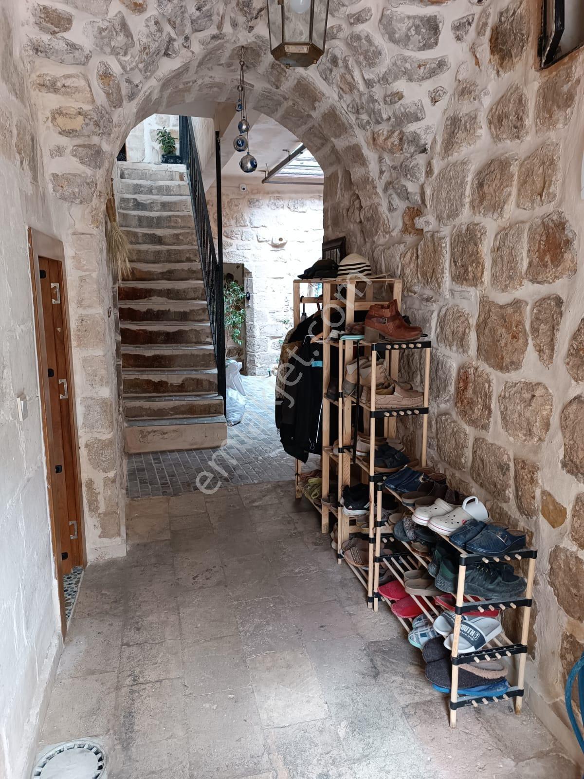 Mardin'de Otele Uygun Satılık Tarihi Taş Konak — fotoğraf 22