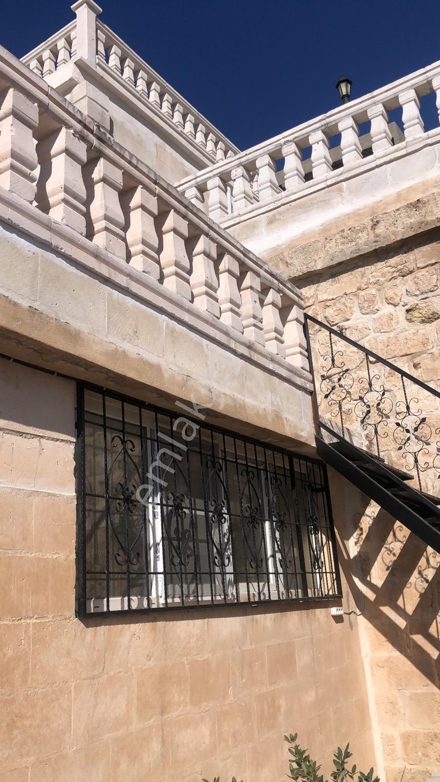 Mardin'de Otele Uygun Satılık Tarihi Taş Konak — fotoğraf 24