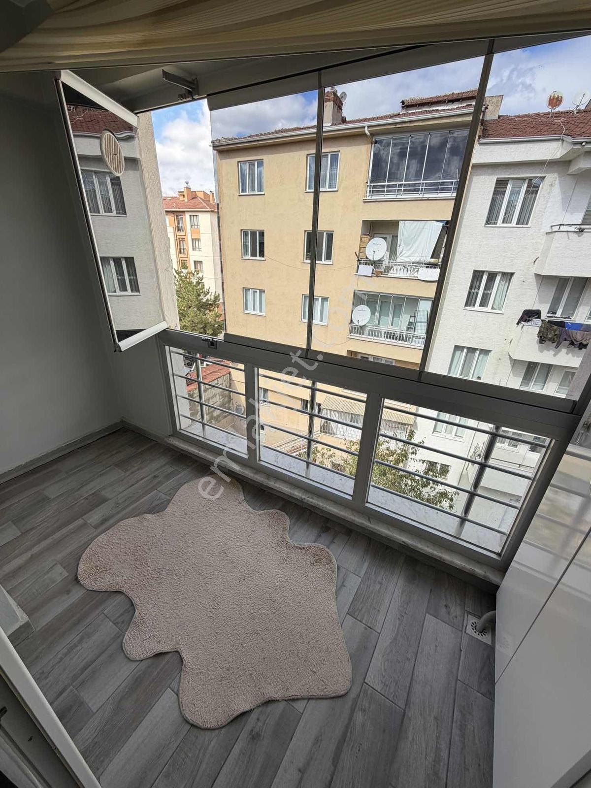 Om-gökmeydan Mah. Satılık Fırsat 3+1 Dublex Daire — fotoğraf 5