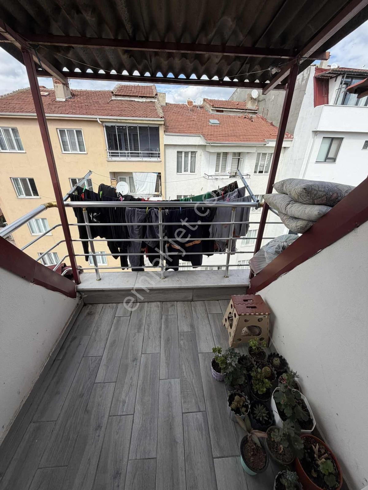 Om-gökmeydan Mah. Satılık Fırsat 3+1 Dublex Daire — fotoğraf 17