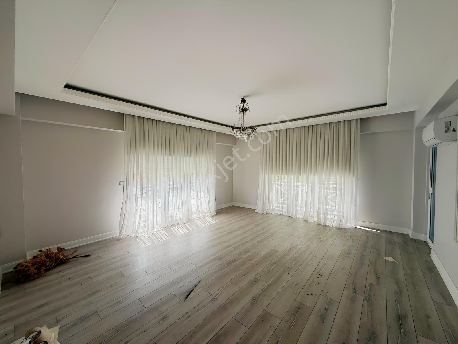Cami Mahallesi Alaçatı Evleri-1'de Satılık 3+1 Daire — fotoğraf 2