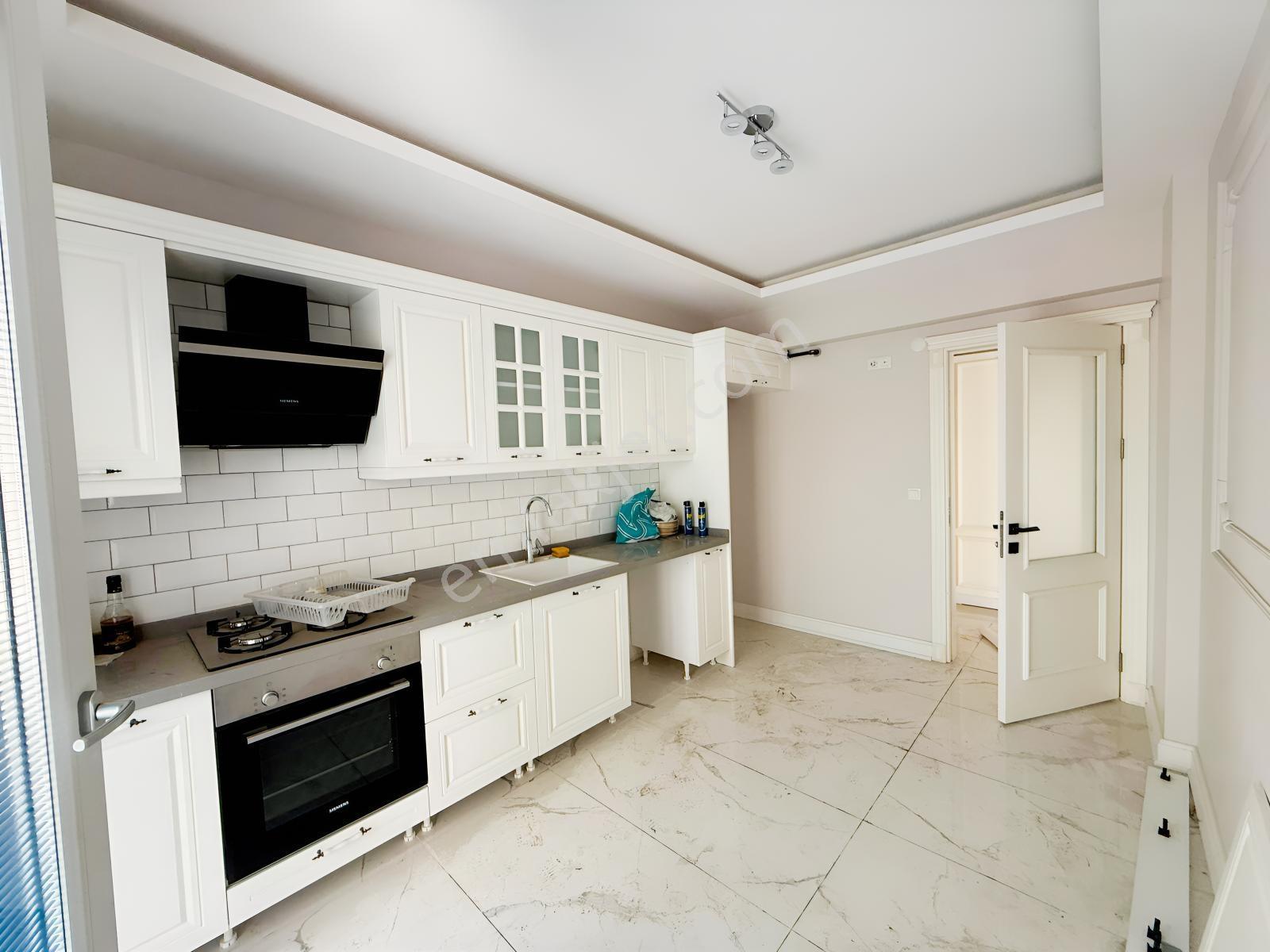 Cami Mahallesi Alaçatı Evleri-1'de Satılık 3+1 Daire — fotoğraf 7