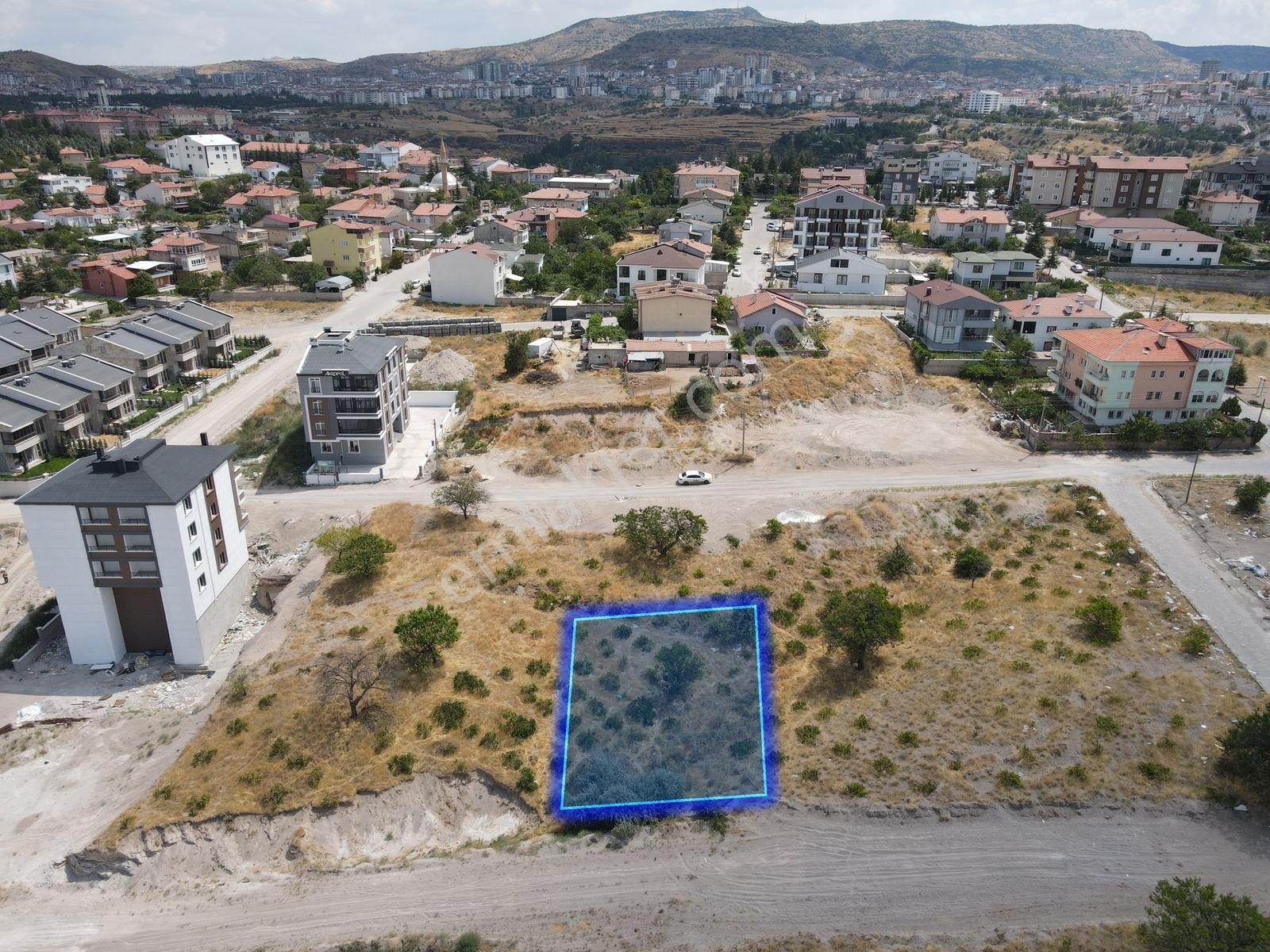 Şanlıbaba Emlak'tan Narda Satılık Konut İmarlı Arsa — fotoğraf 3