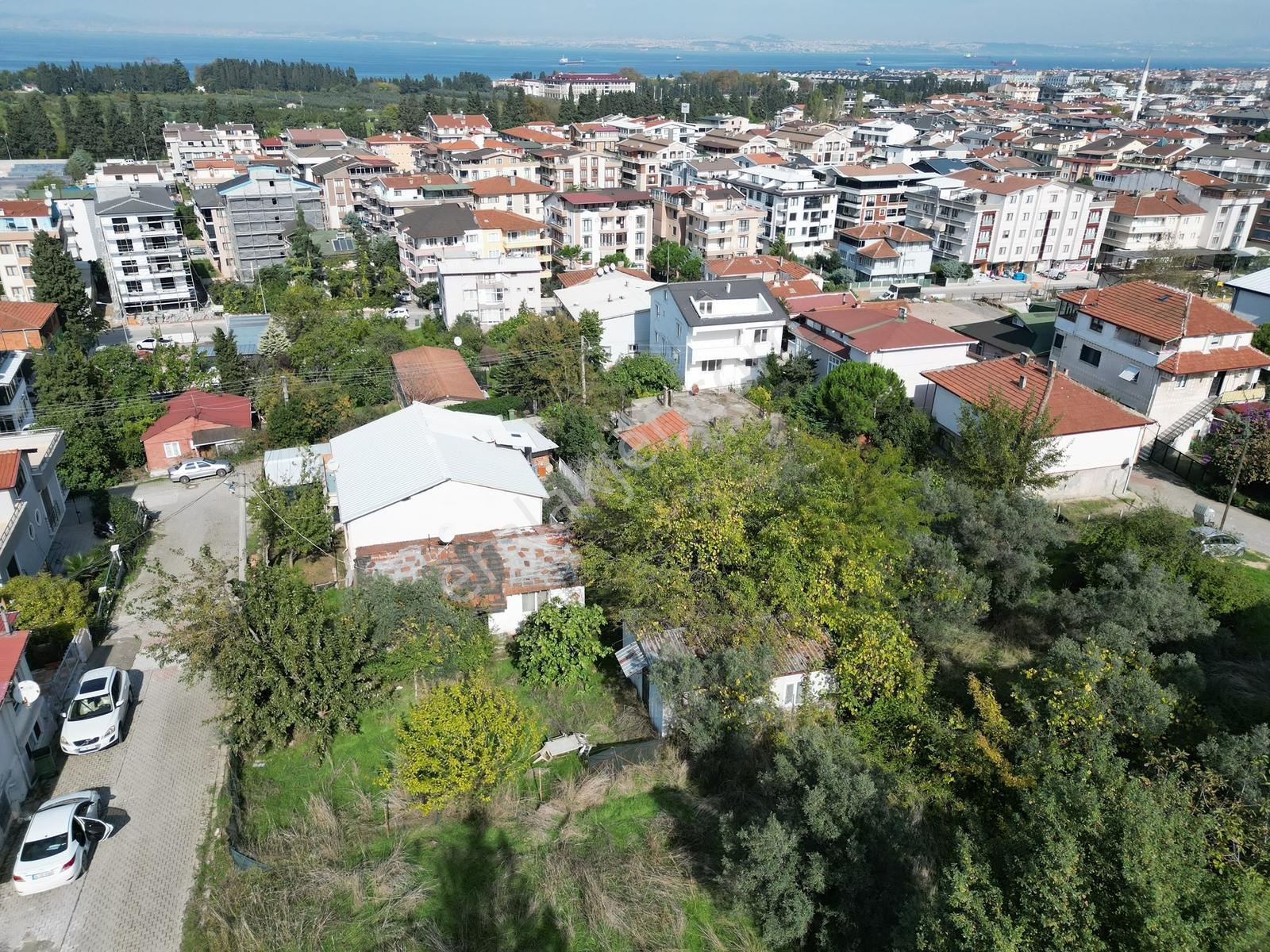 İsmetpaşa'da Deniz Manzaralı Değerli Lokasyonda %40 İmarlı Arsa — fotoğraf 4