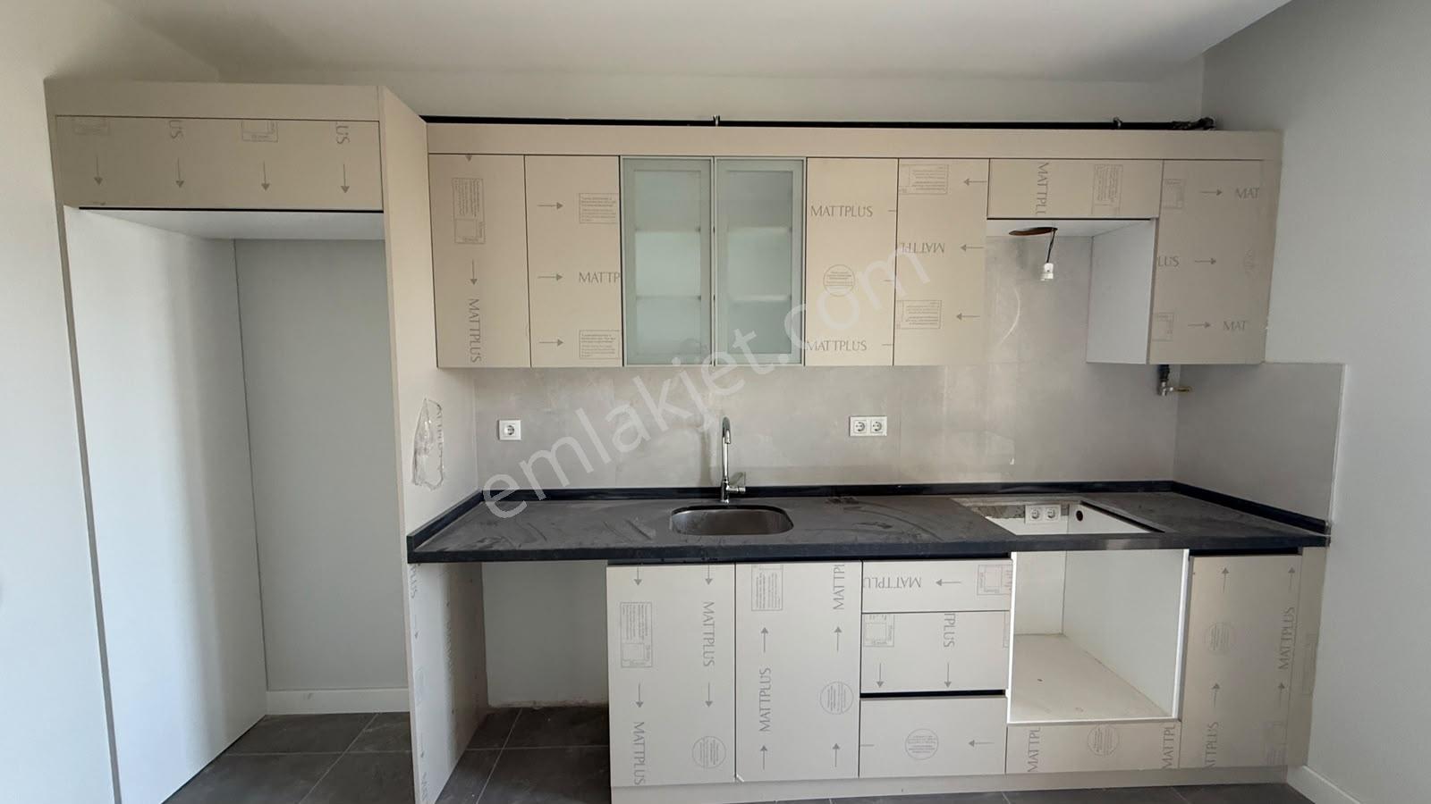 Tuzla Aydıntepe'de Site İçi Deniz Manz. Üç Cepheli Satılık 3+1 — fotoğraf 7