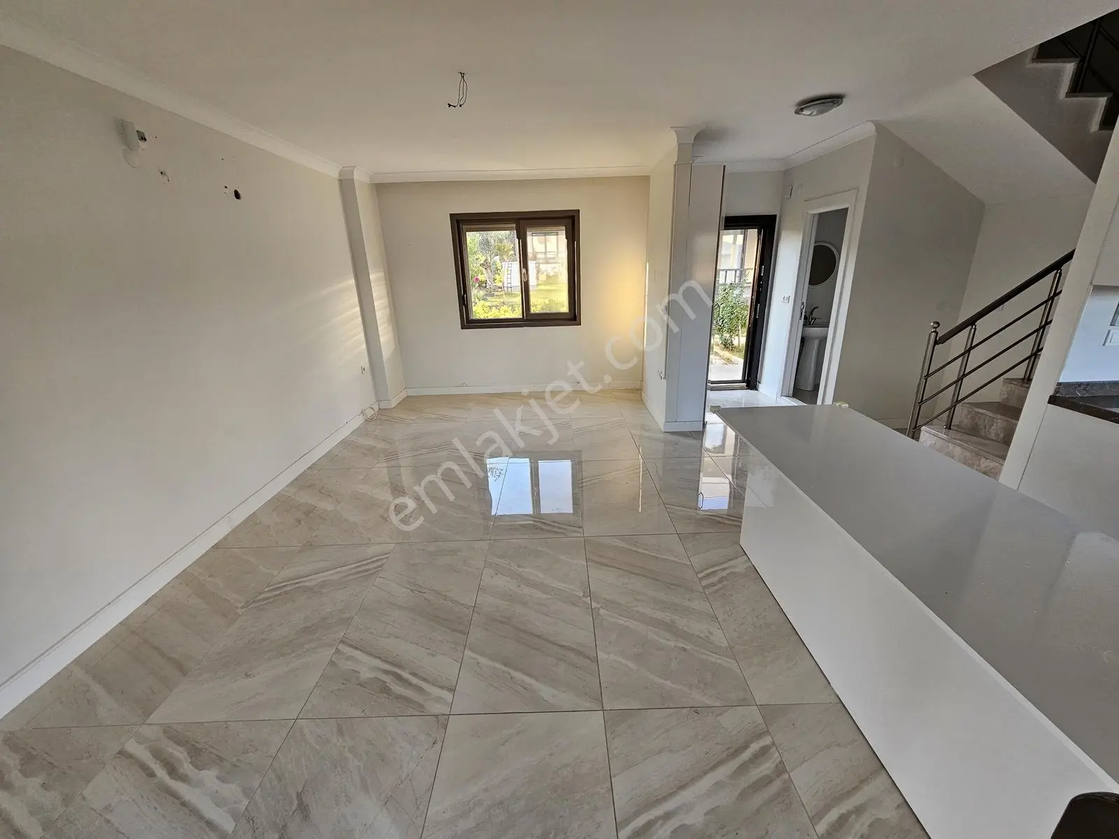 Onmax Karaağaç Bünül Sahilde 3+1 Site İçerisinde Satılık Villa — fotoğraf 9