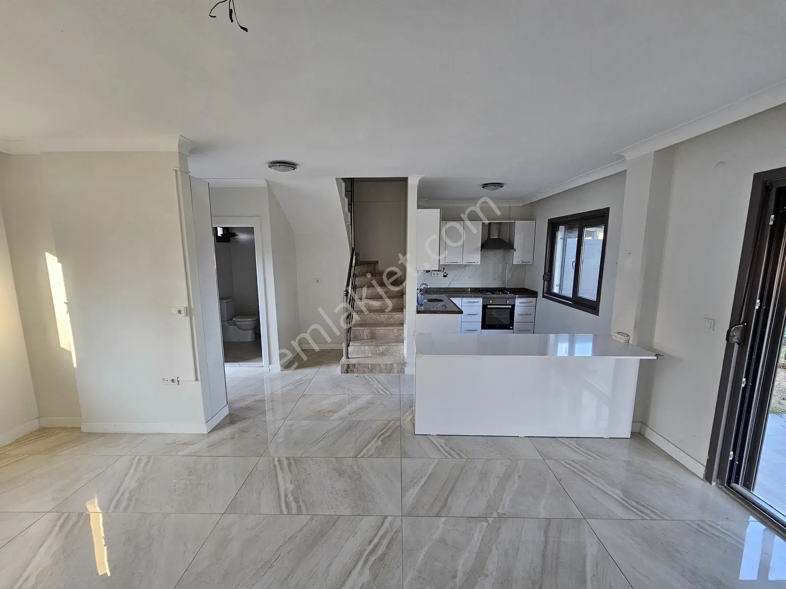 Onmax Karaağaç Bünül Sahilde 3+1 Site İçerisinde Satılık Villa — fotoğraf 13