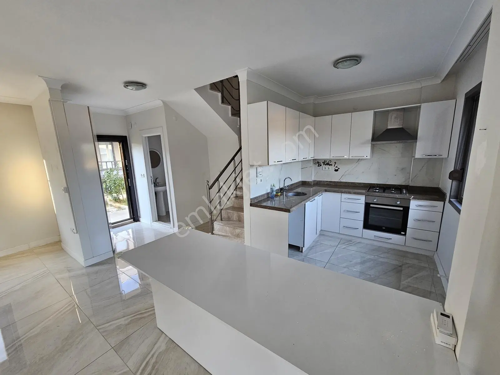 Onmax Karaağaç Bünül Sahilde 3+1 Site İçerisinde Satılık Villa — fotoğraf 14