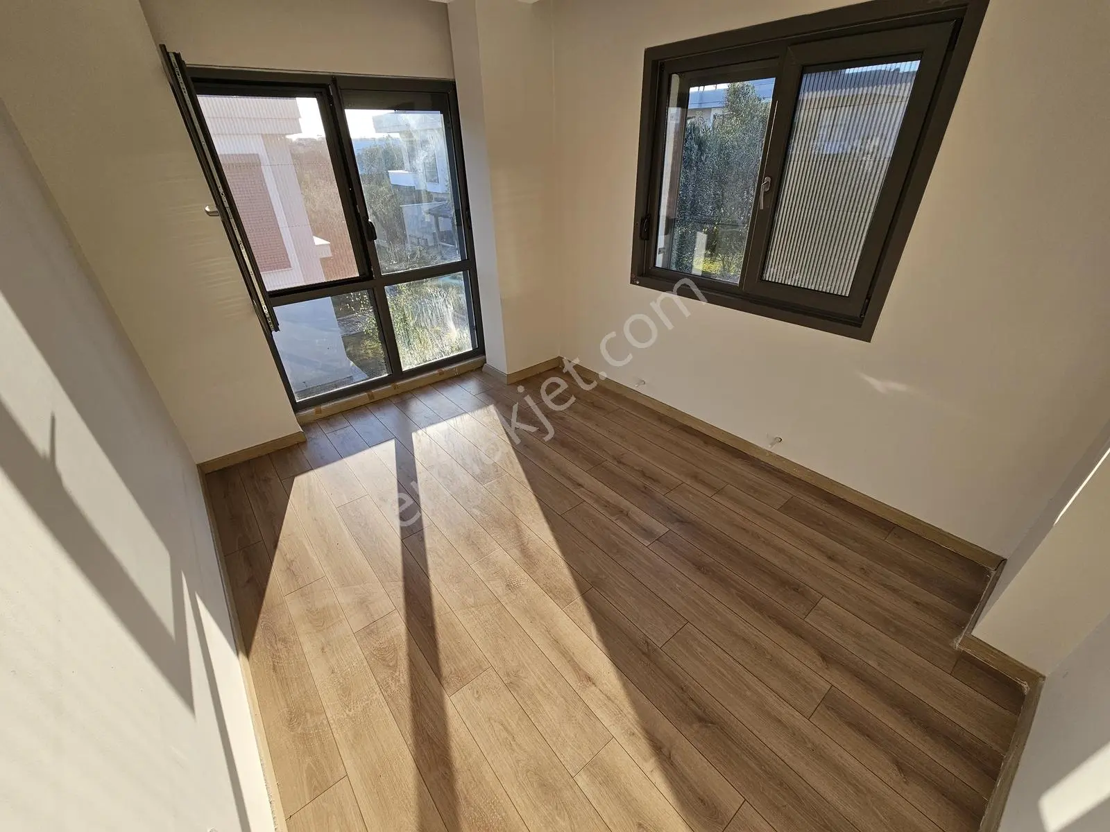 Onmax Karaağaç Bünül Sahilde 3+1 Site İçerisinde Satılık Villa — fotoğraf 23